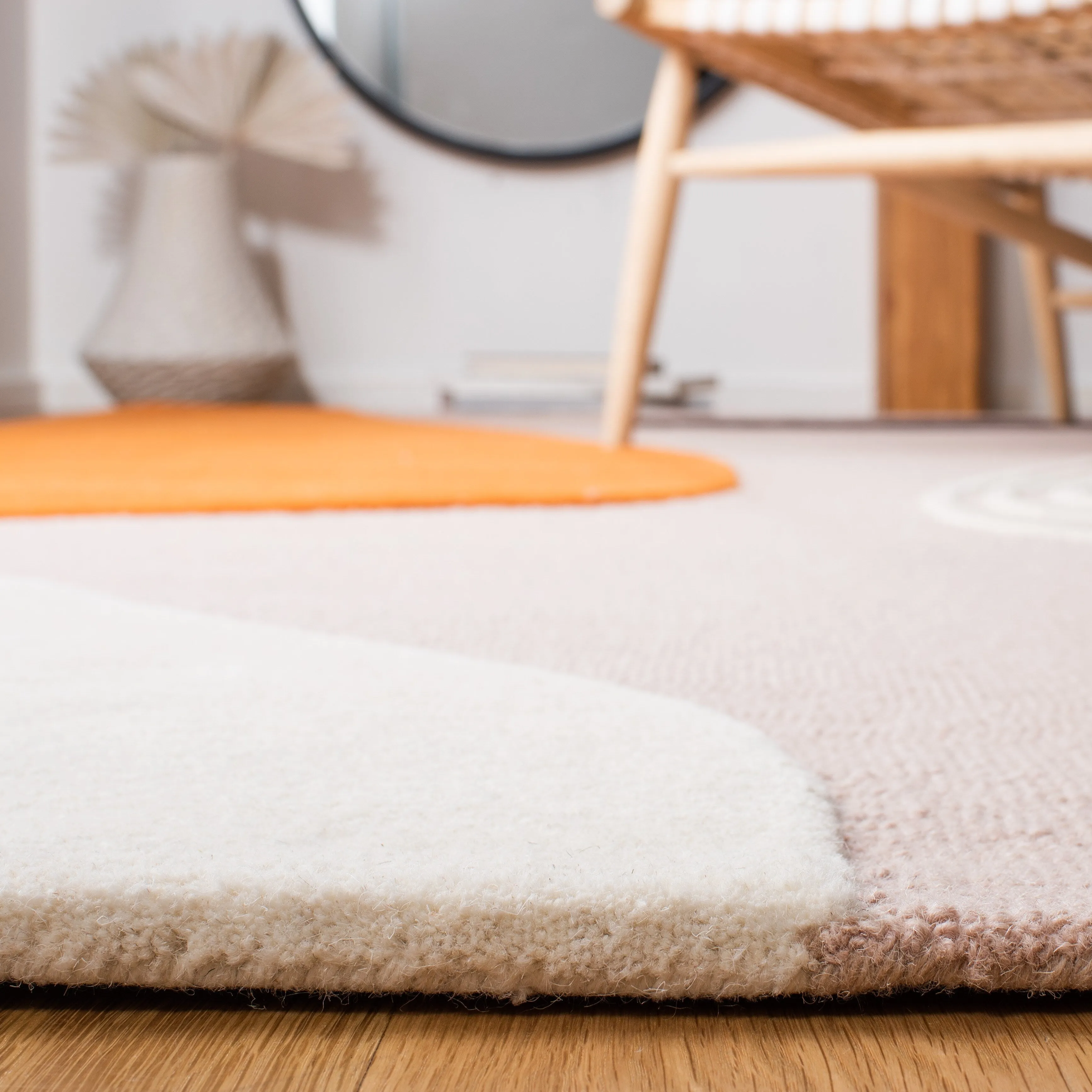 SAFAVIEH Handmade Rodeo Drive Abigayle Mid-Century Modern Wool Rug