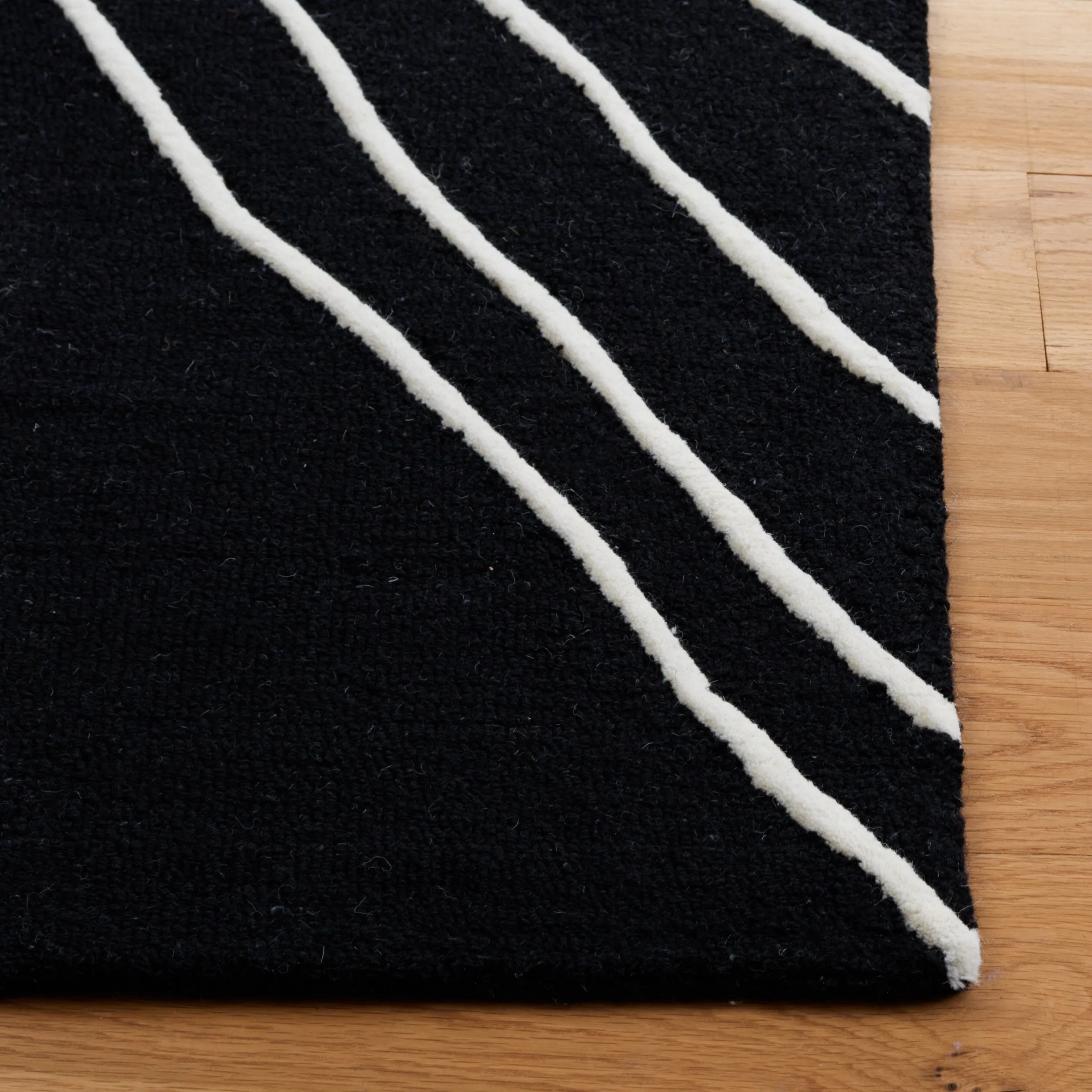 SAFAVIEH Handmade Rodeo Drive Abigayle Mid-Century Modern Wool Rug