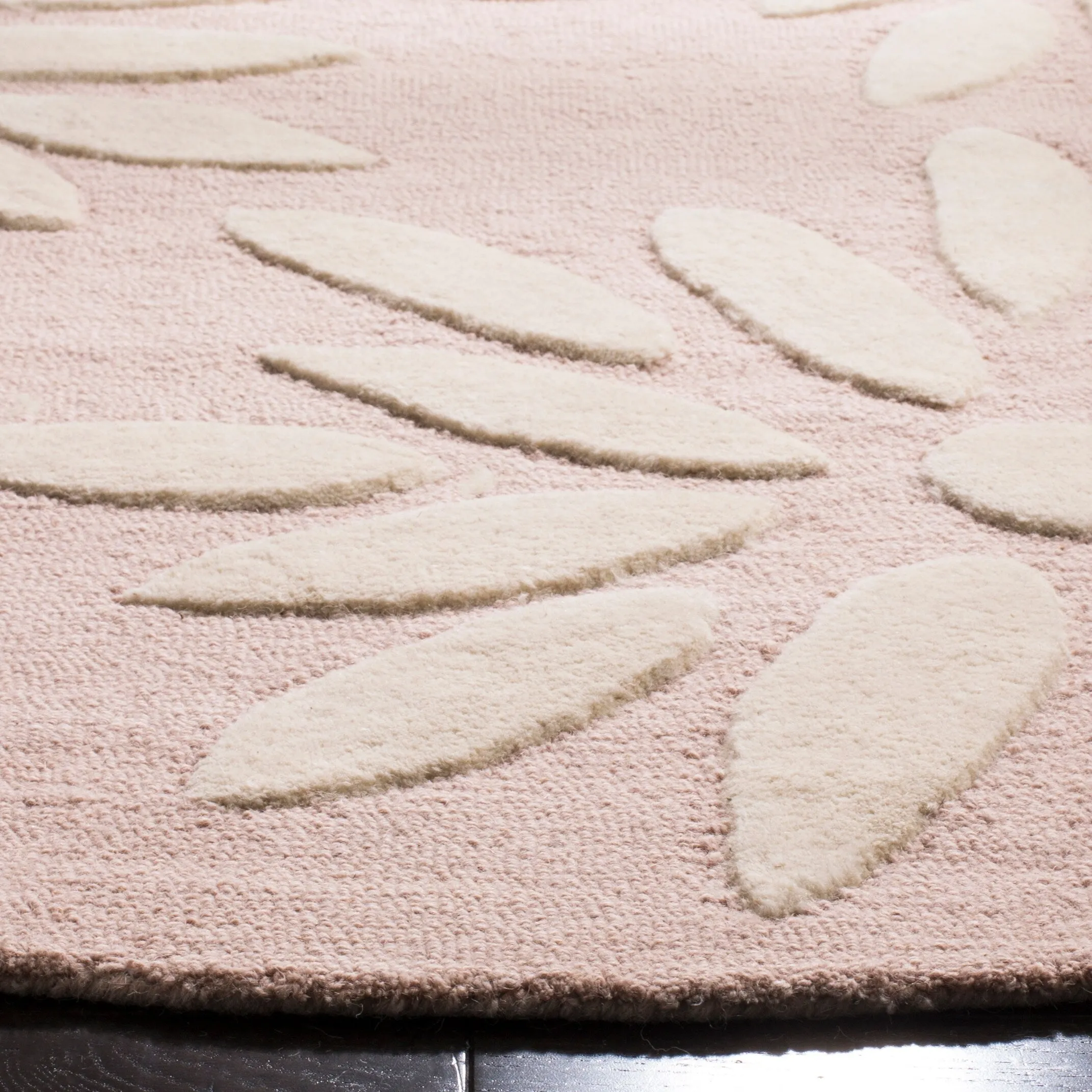 SAFAVIEH Handmade SAFAVIEH Kids Fleurette & Tween Wool Rug