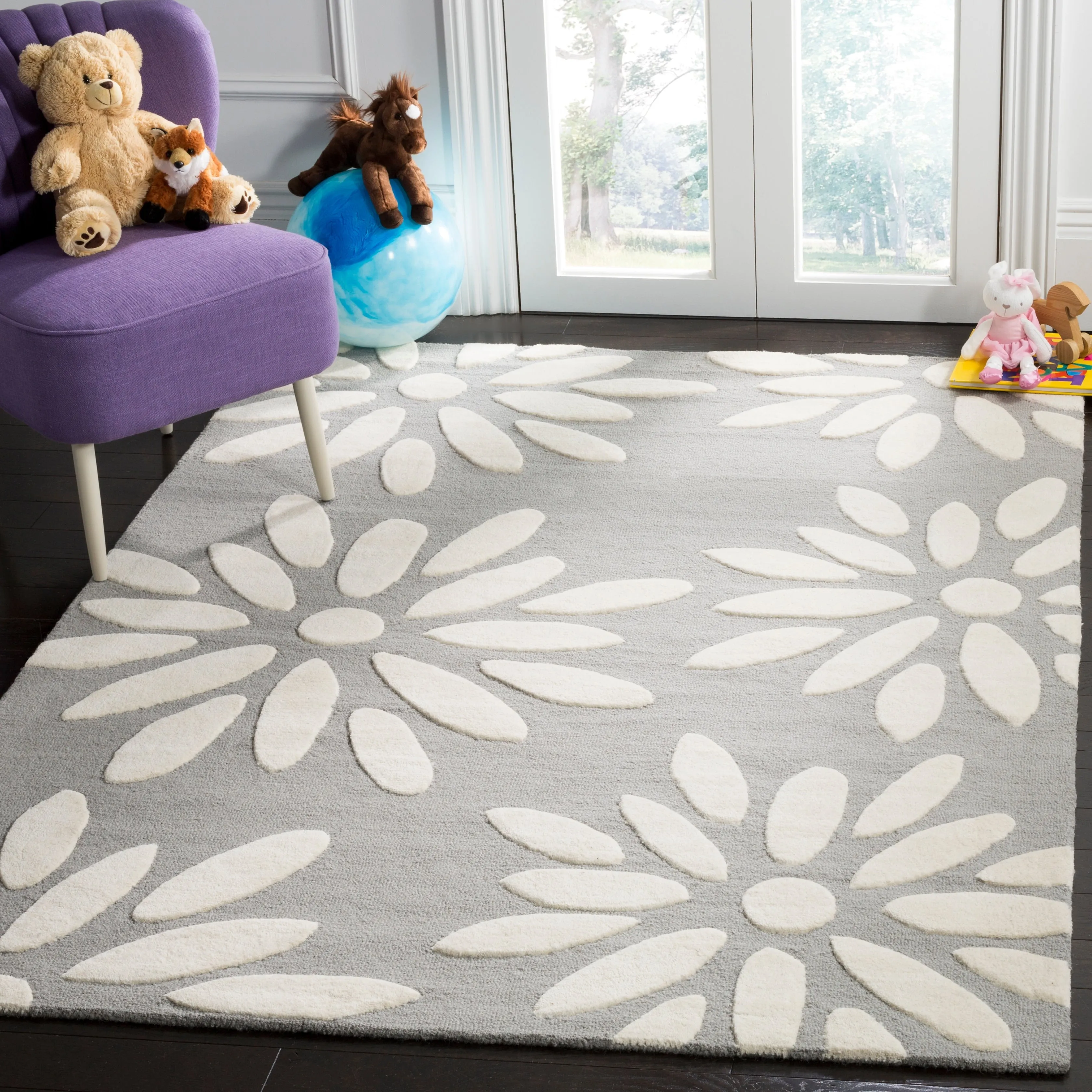SAFAVIEH Handmade SAFAVIEH Kids Fleurette & Tween Wool Rug