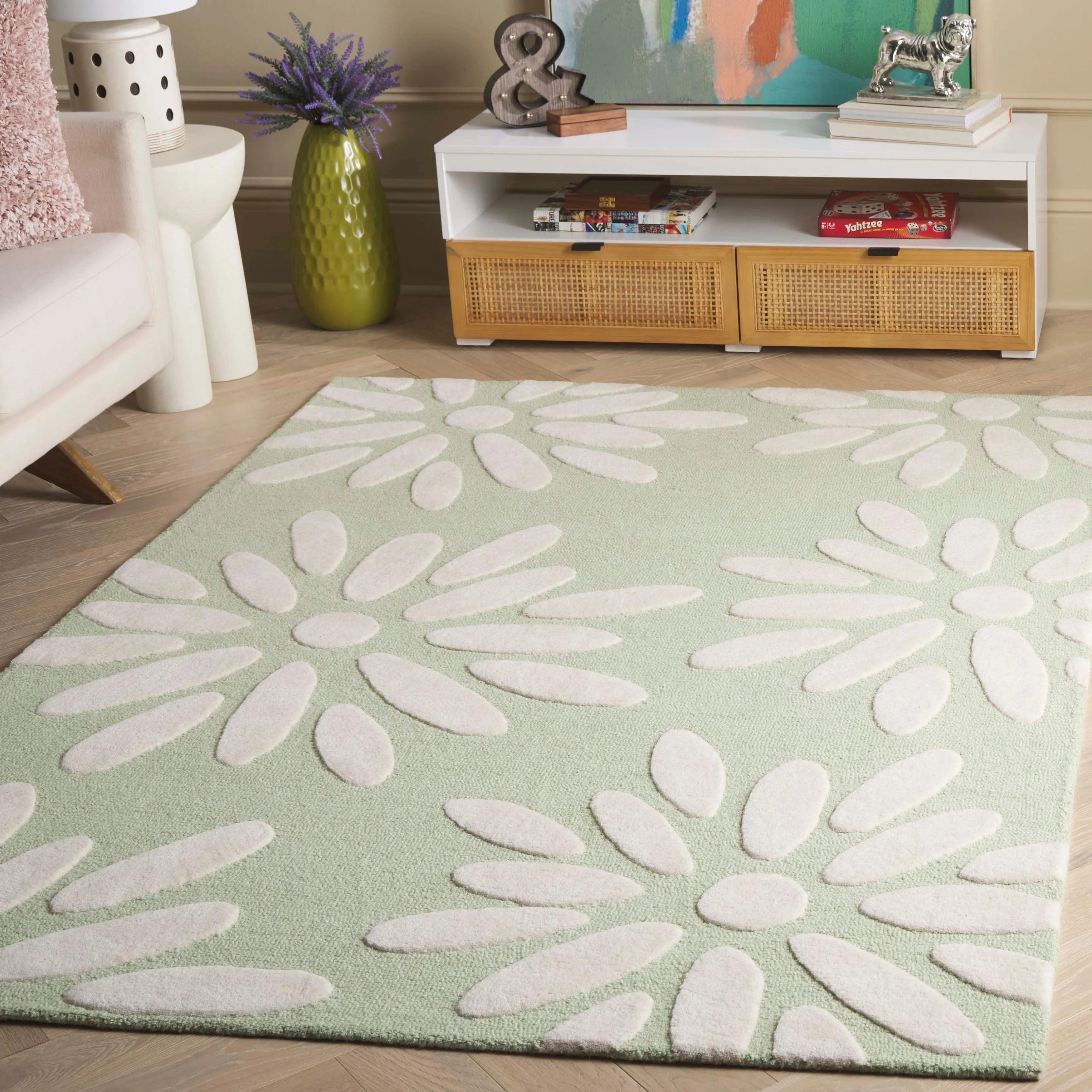 SAFAVIEH Handmade SAFAVIEH Kids Fleurette & Tween Wool Rug