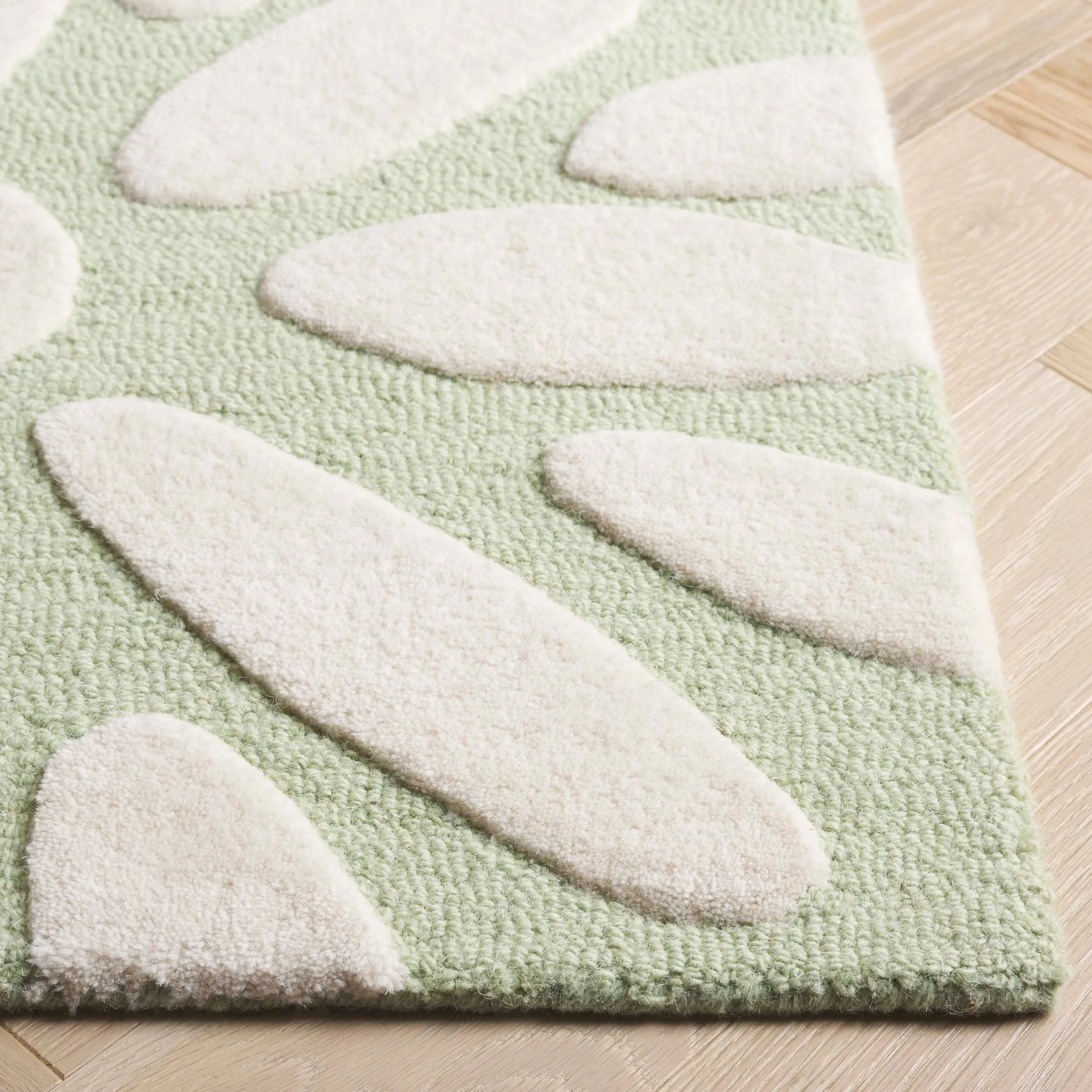 SAFAVIEH Handmade SAFAVIEH Kids Fleurette & Tween Wool Rug