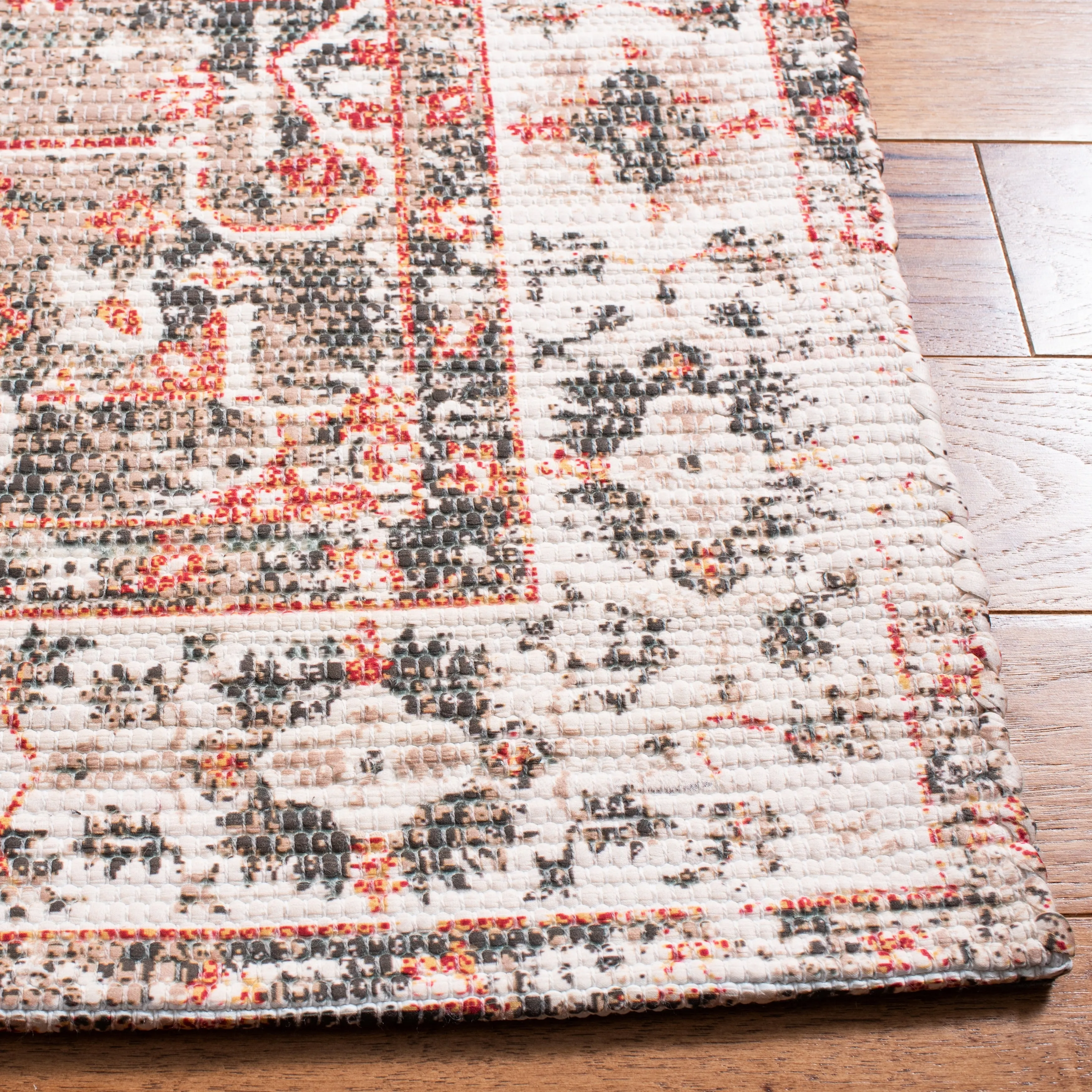 SAFAVIEH Handmade Saffron Ashlynn Traditional Oriental Distressed Cotton Rug