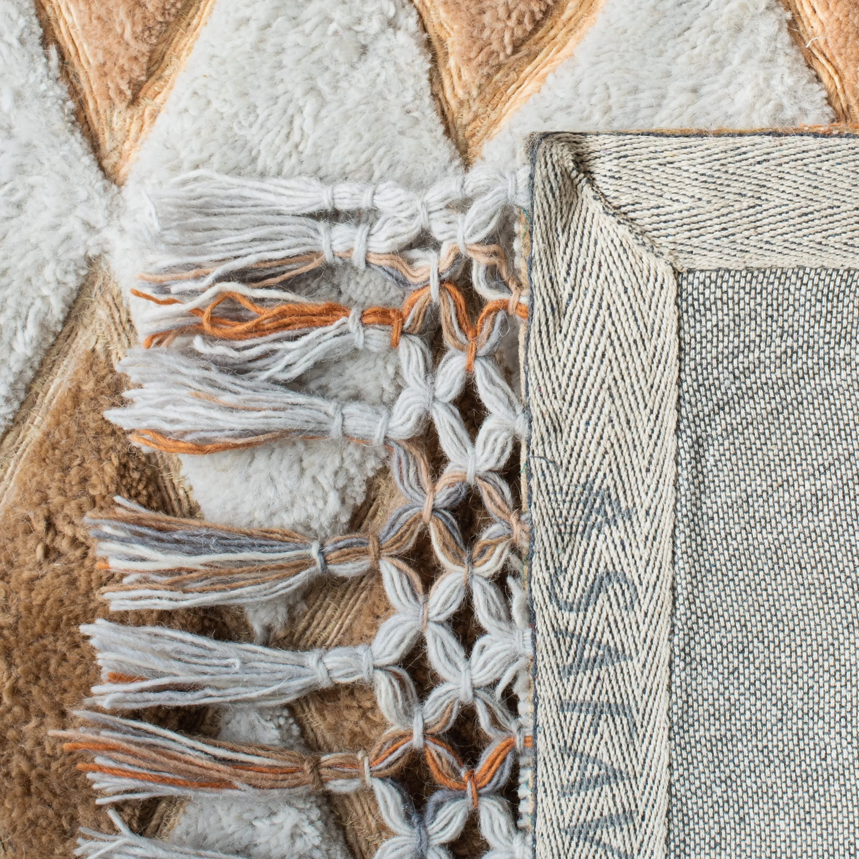 SAFAVIEH Handmade Sahara Brooklynn Moroccan Wool Rug-