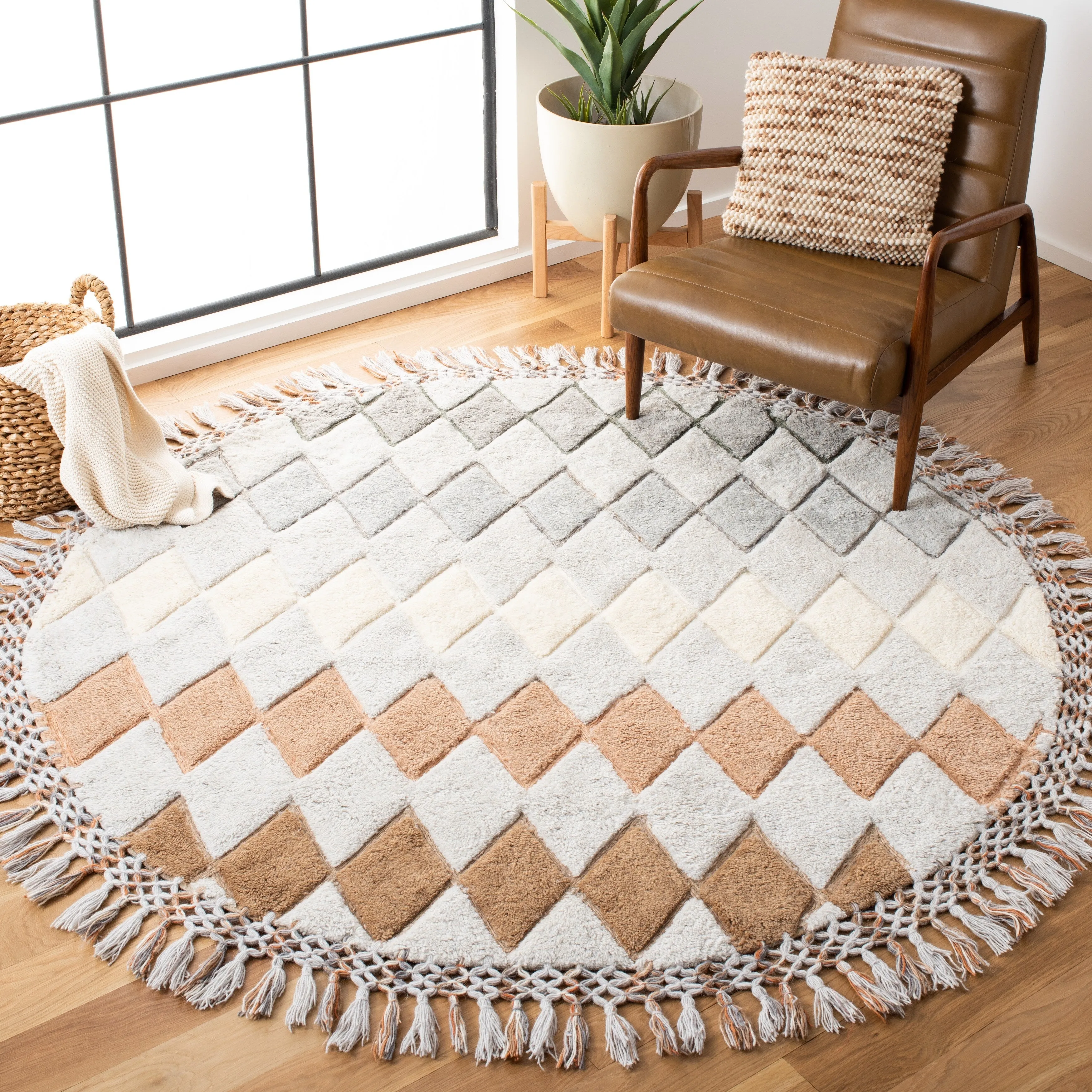 SAFAVIEH Handmade Sahara Brooklynn Moroccan Wool Rug-