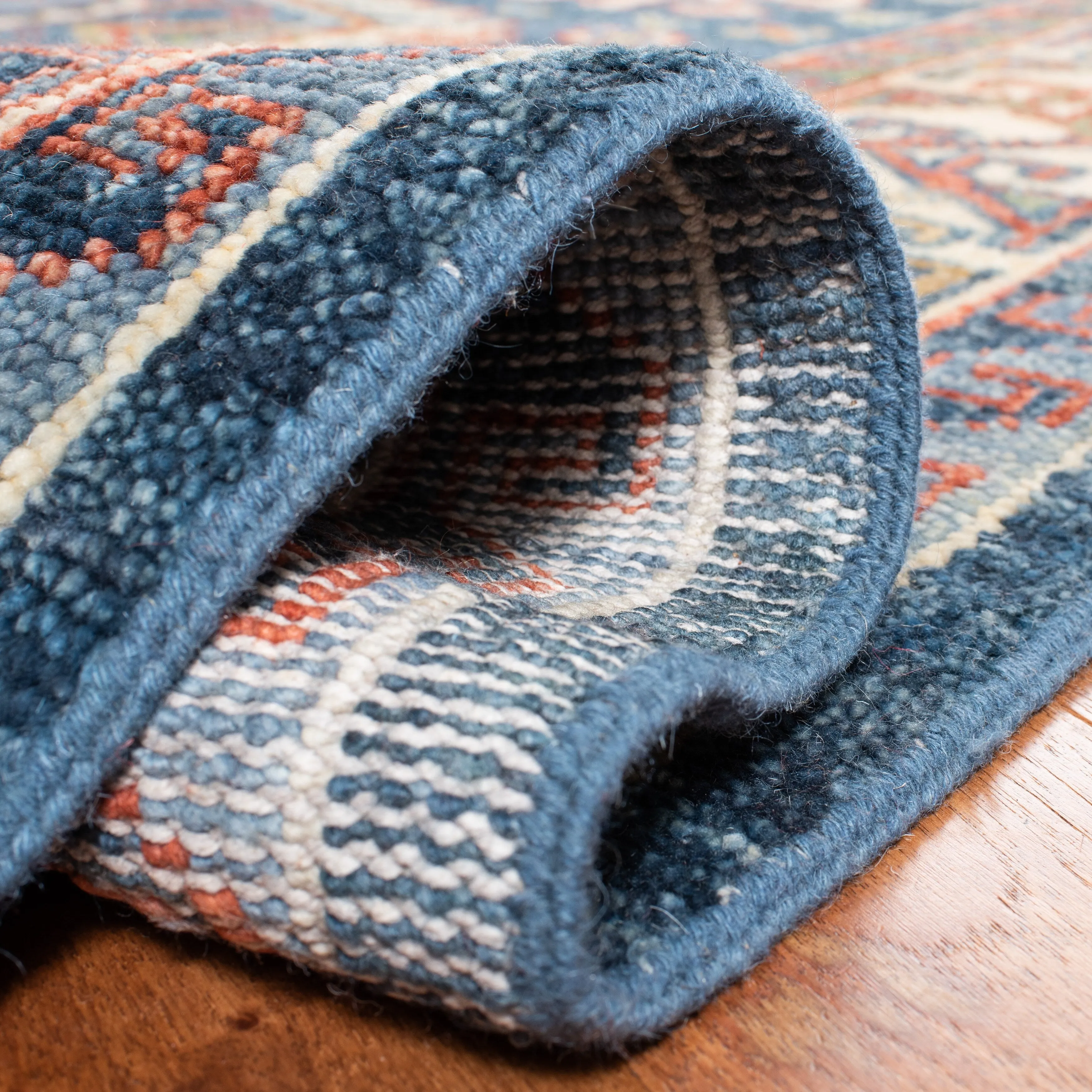 SAFAVIEH Handmade Samarkand Krissy Traditional Oriental Wool Rug