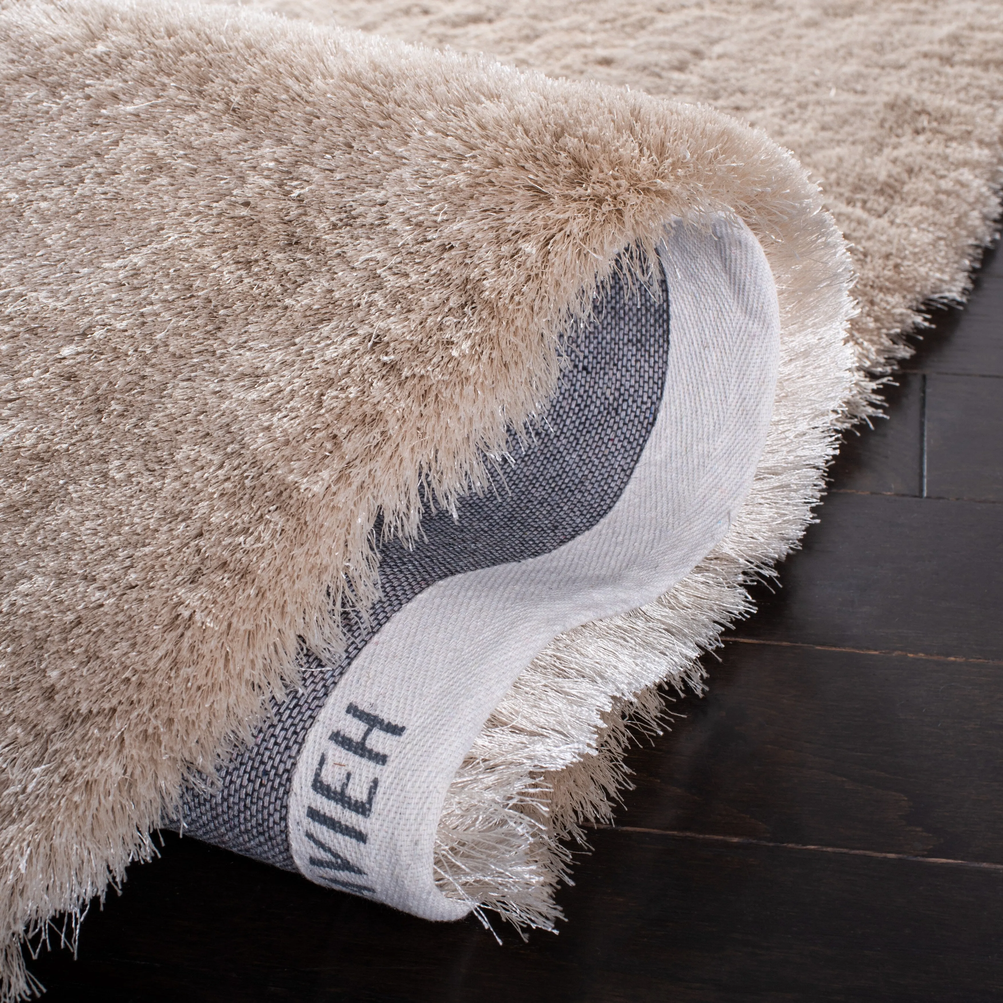 SAFAVIEH Handmade Shag Brooklyn Shag 2-inch Thick Rug