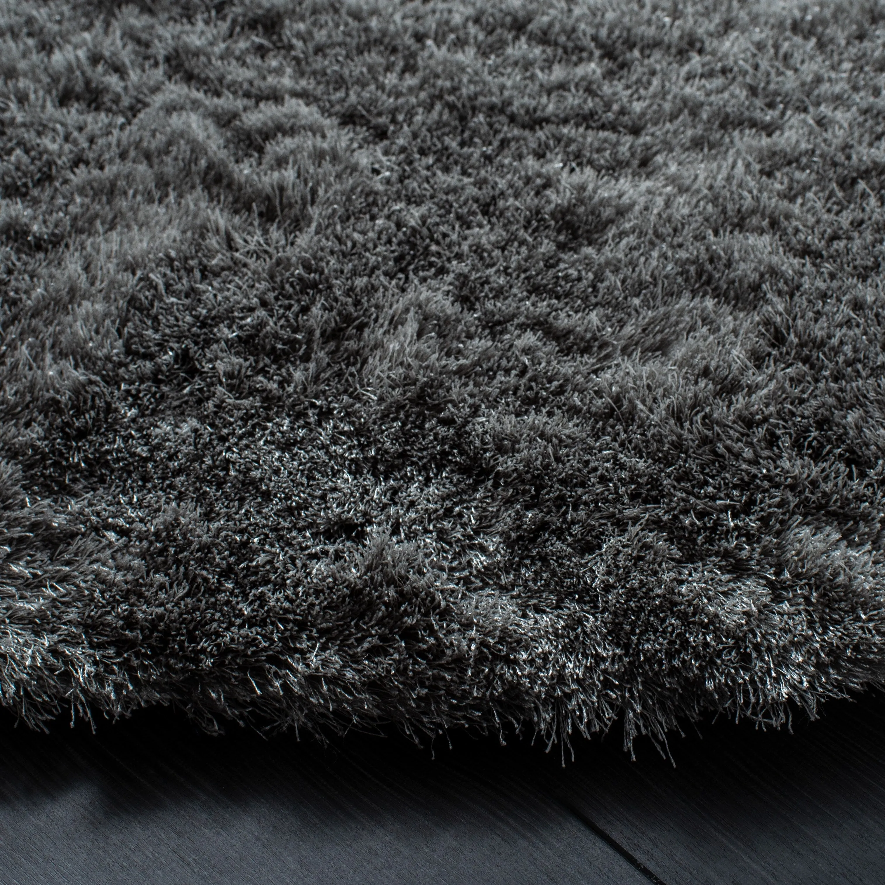 SAFAVIEH Handmade Shag Brooklyn Shag 2-inch Thick Rug