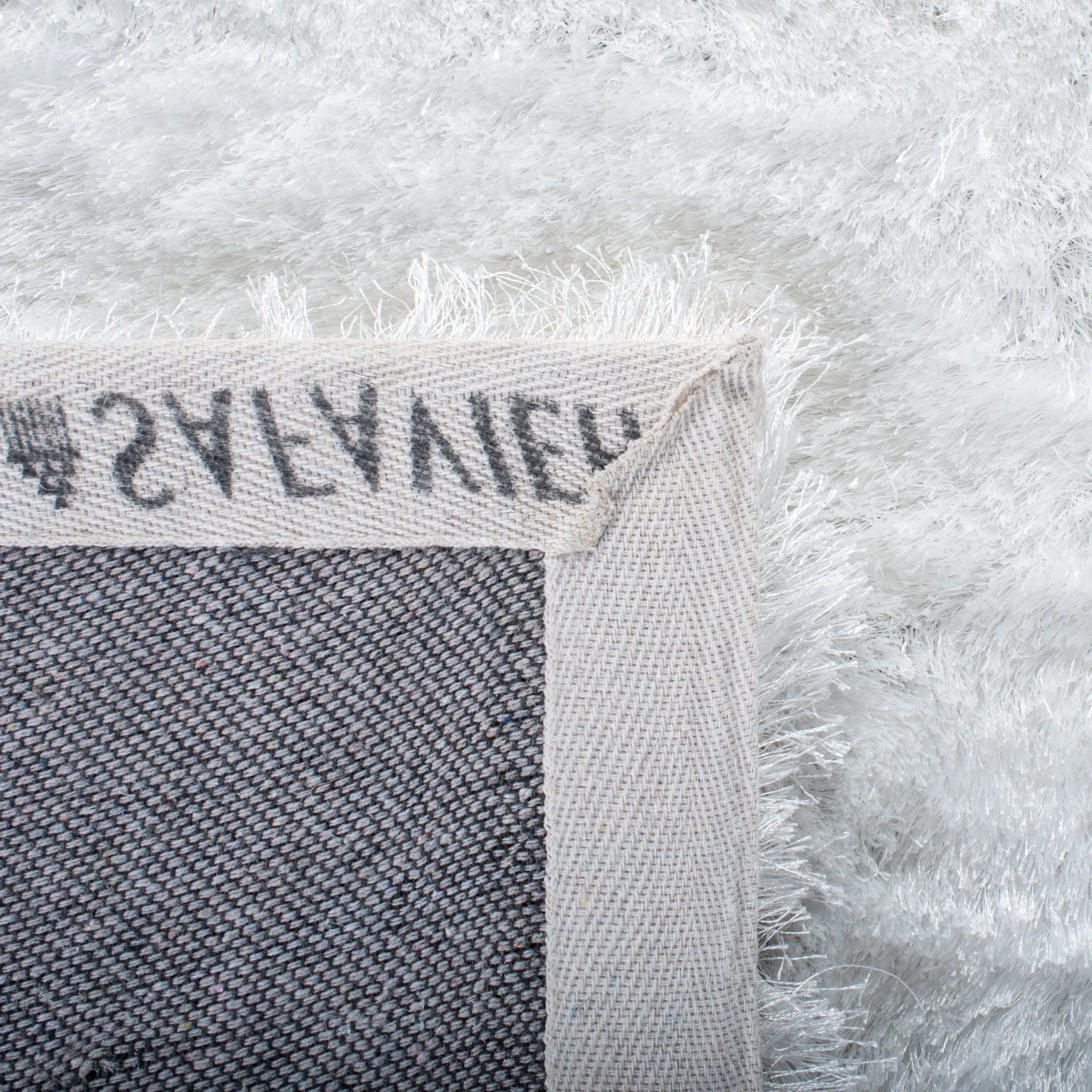 SAFAVIEH Handmade Shag Brooklyn Shag 2-inch Thick Rug