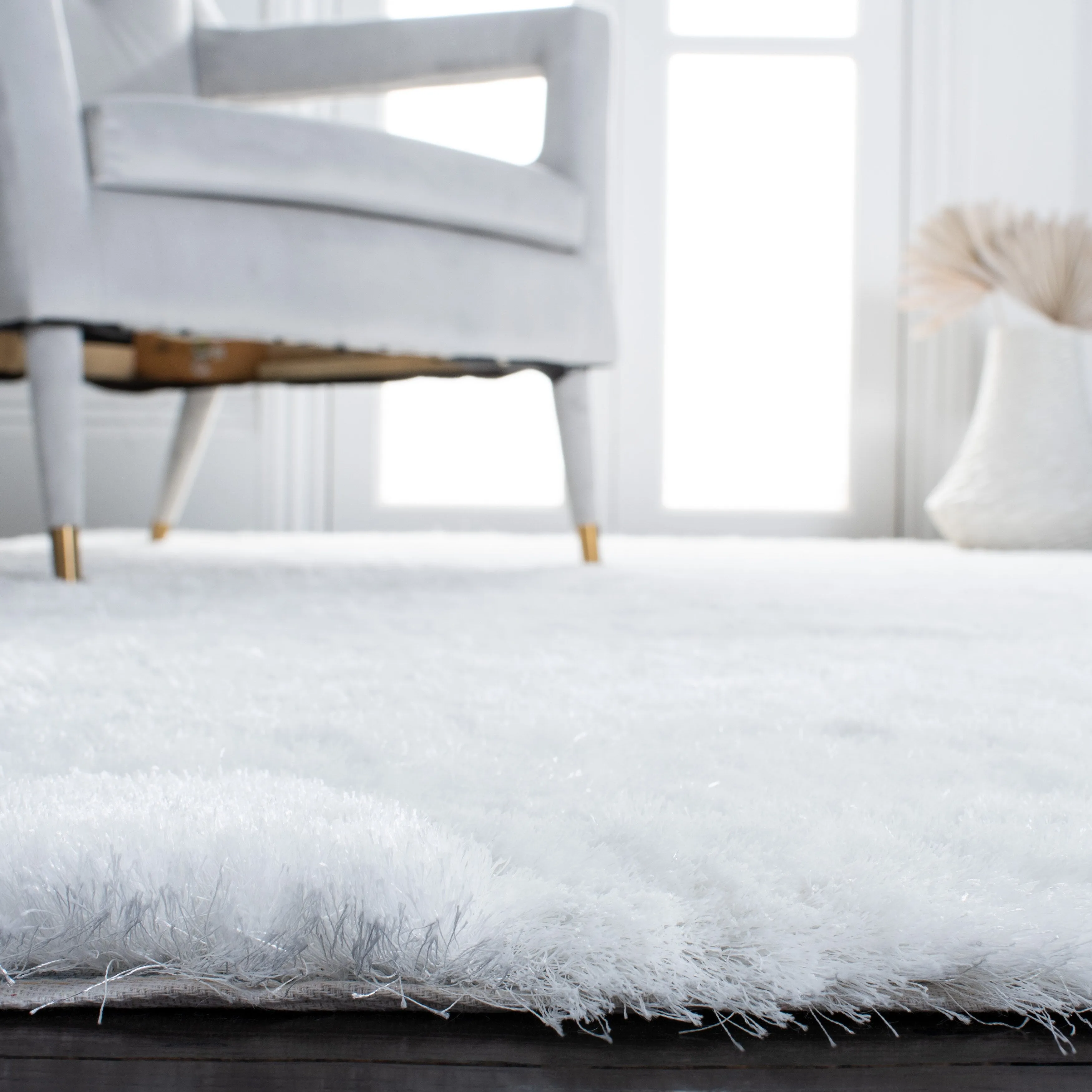 SAFAVIEH Handmade Shag Brooklyn Shag 2-inch Thick Rug