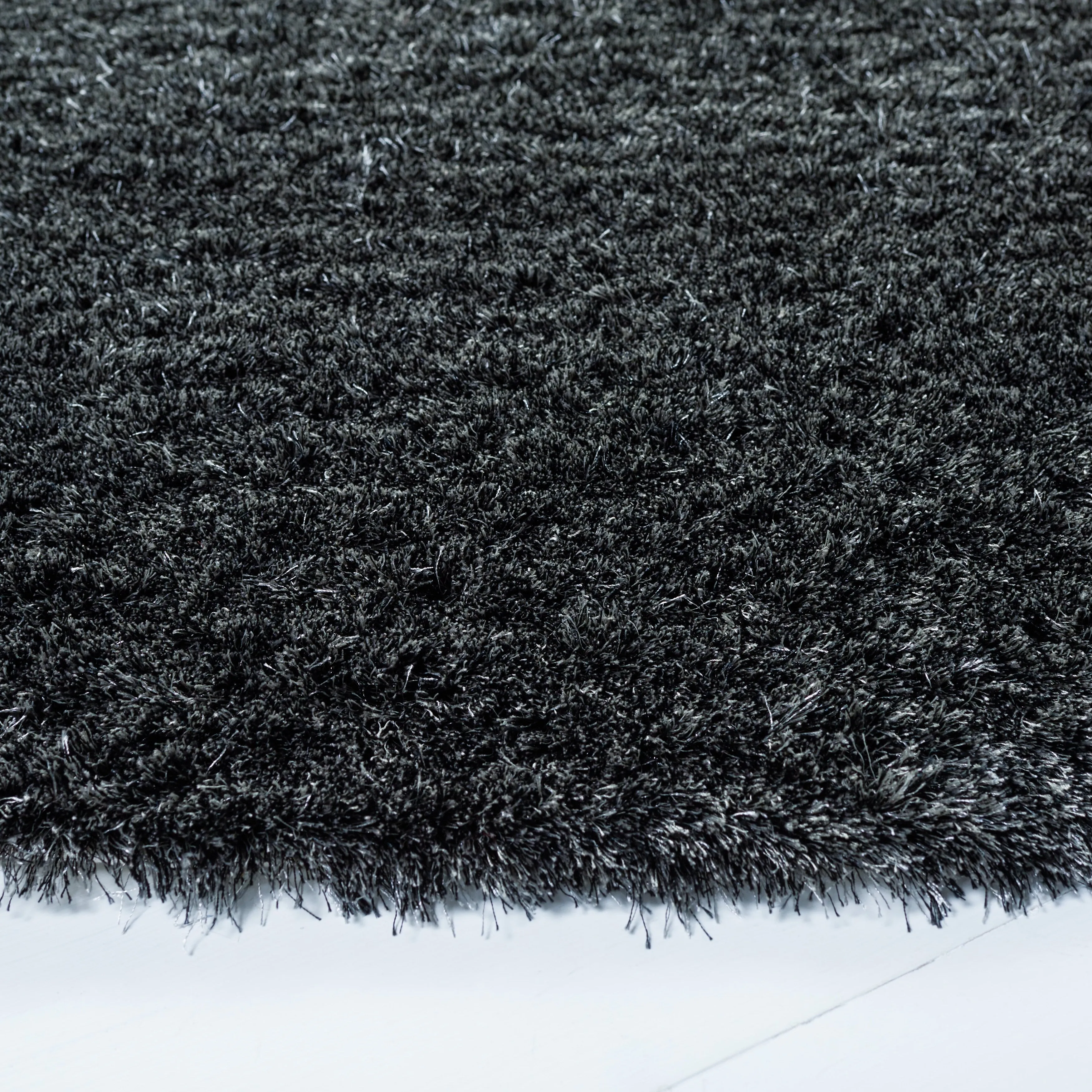 SAFAVIEH Handmade Shag Brooklyn Shag 2-inch Thick Rug