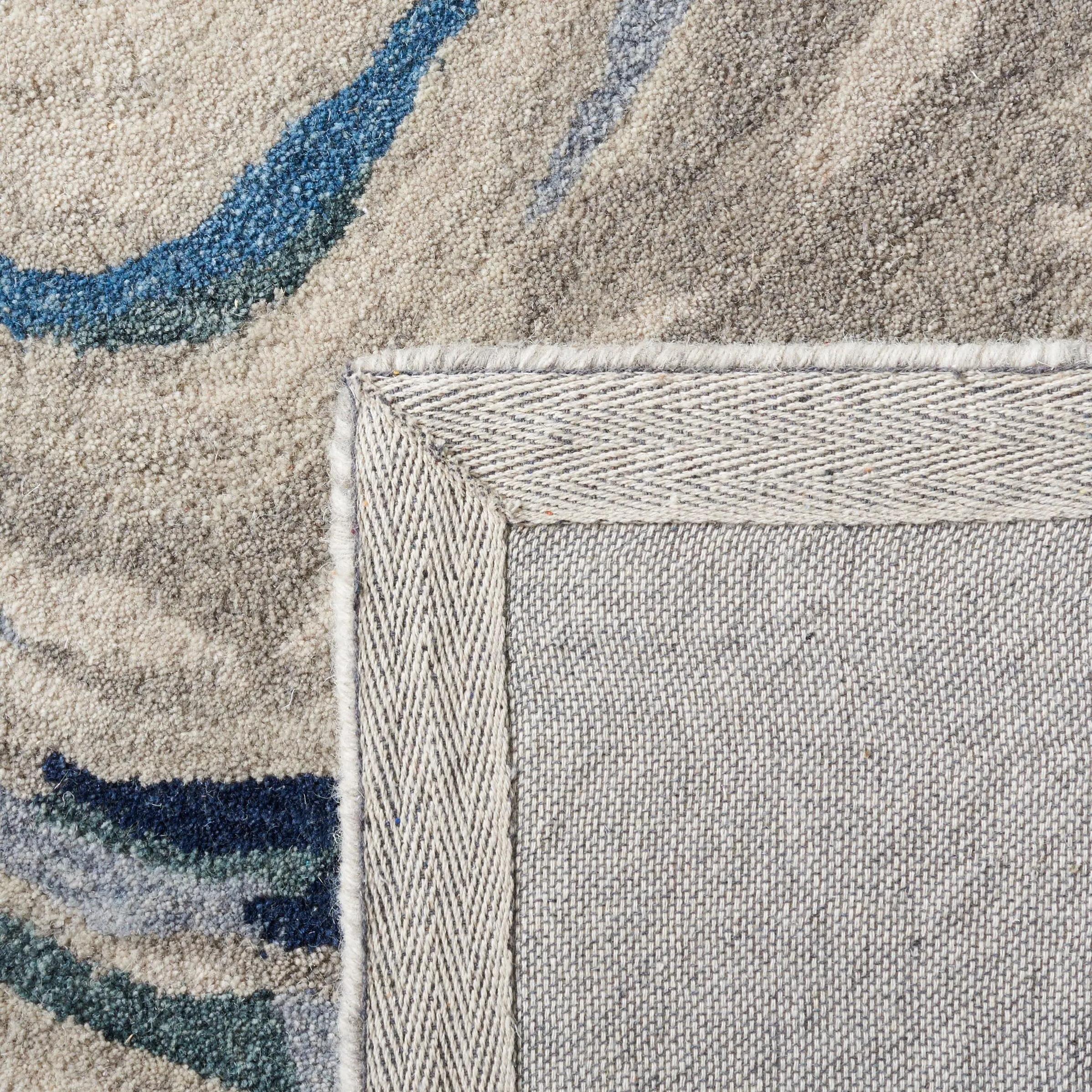 SAFAVIEH Handmade Soho Brittanie Modern Wool Rug