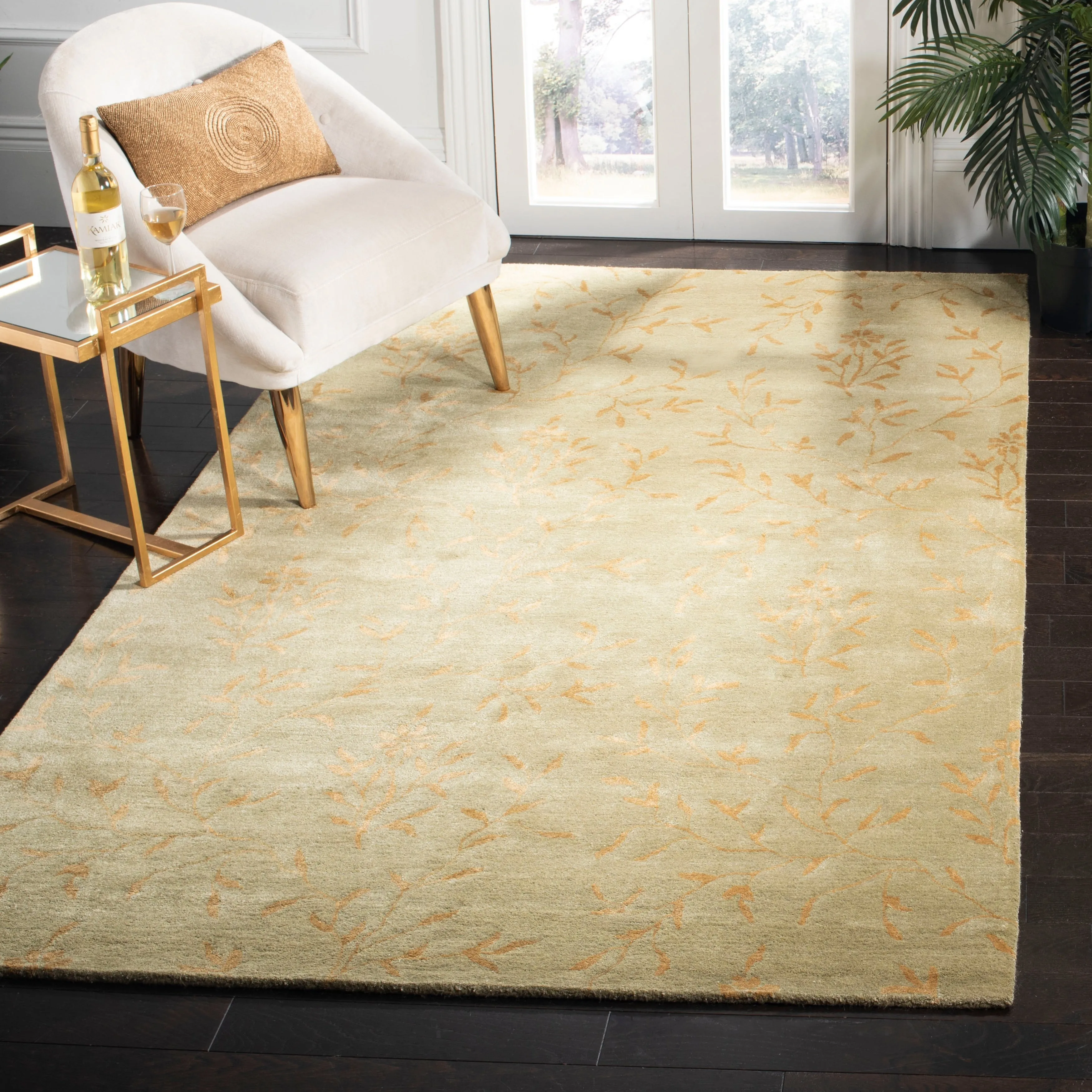 SAFAVIEH Handmade Soho Jerrica N.Z. Wool Rug