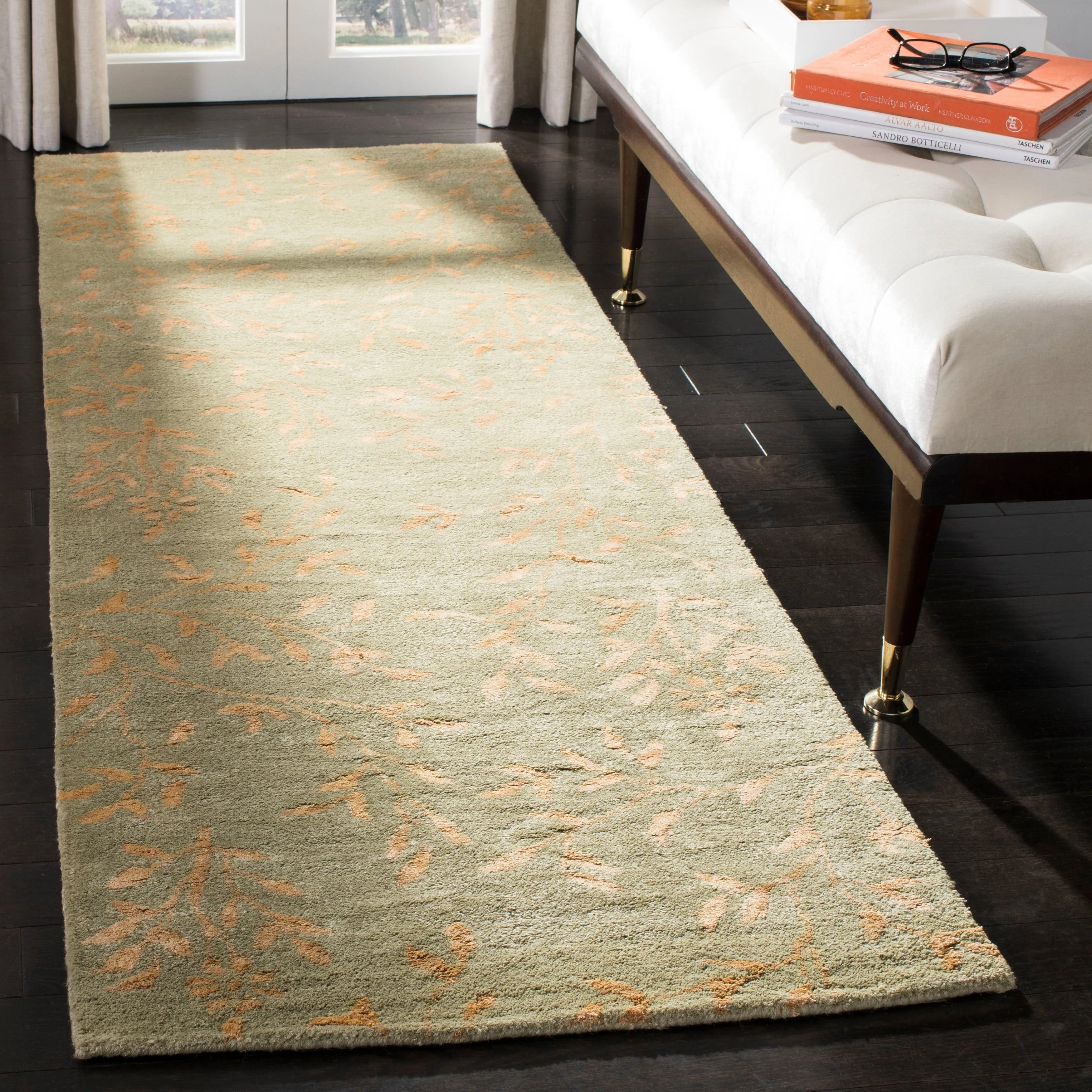 SAFAVIEH Handmade Soho Jerrica N.Z. Wool Rug