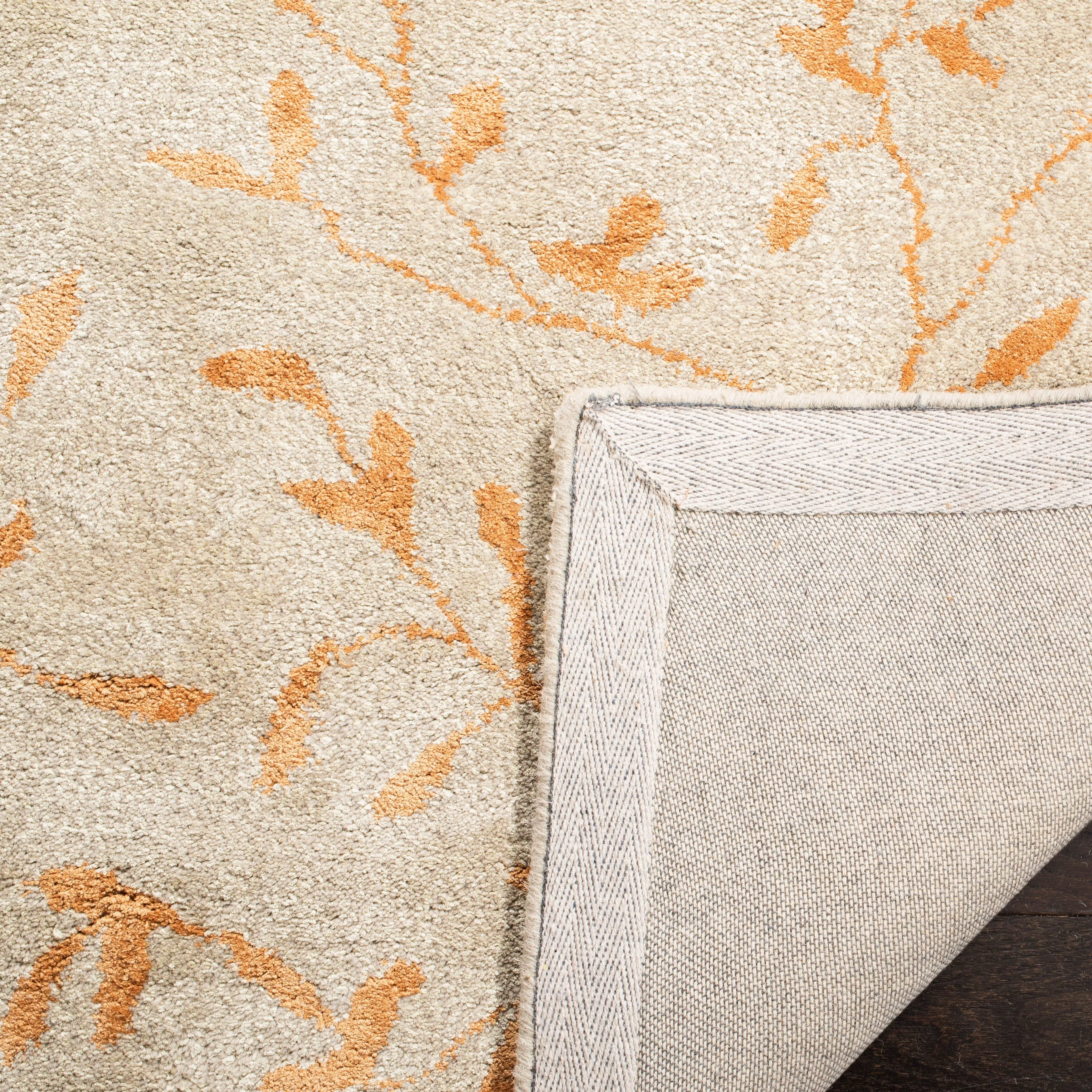 SAFAVIEH Handmade Soho Jerrica N.Z. Wool Rug