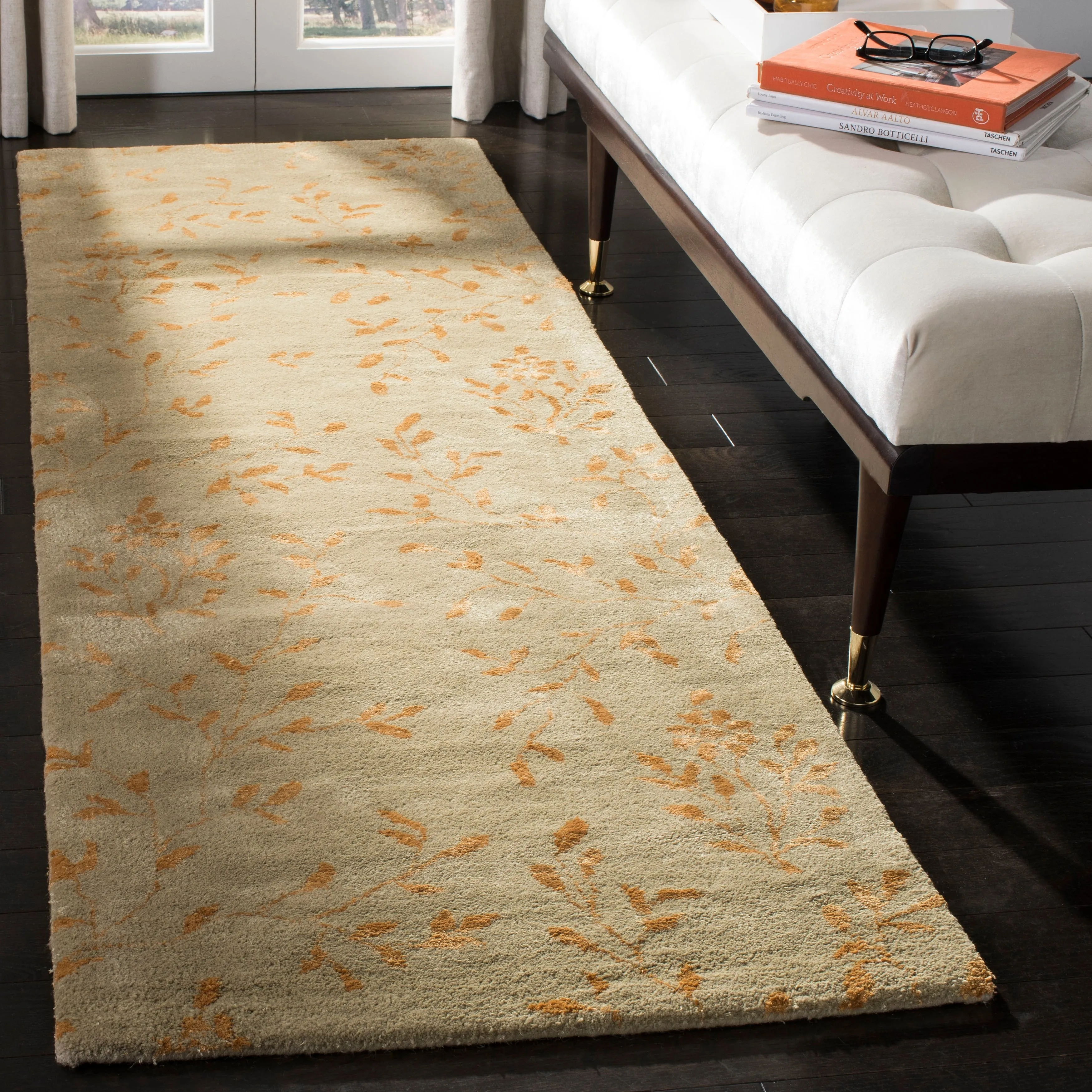 SAFAVIEH Handmade Soho Jerrica N.Z. Wool Rug