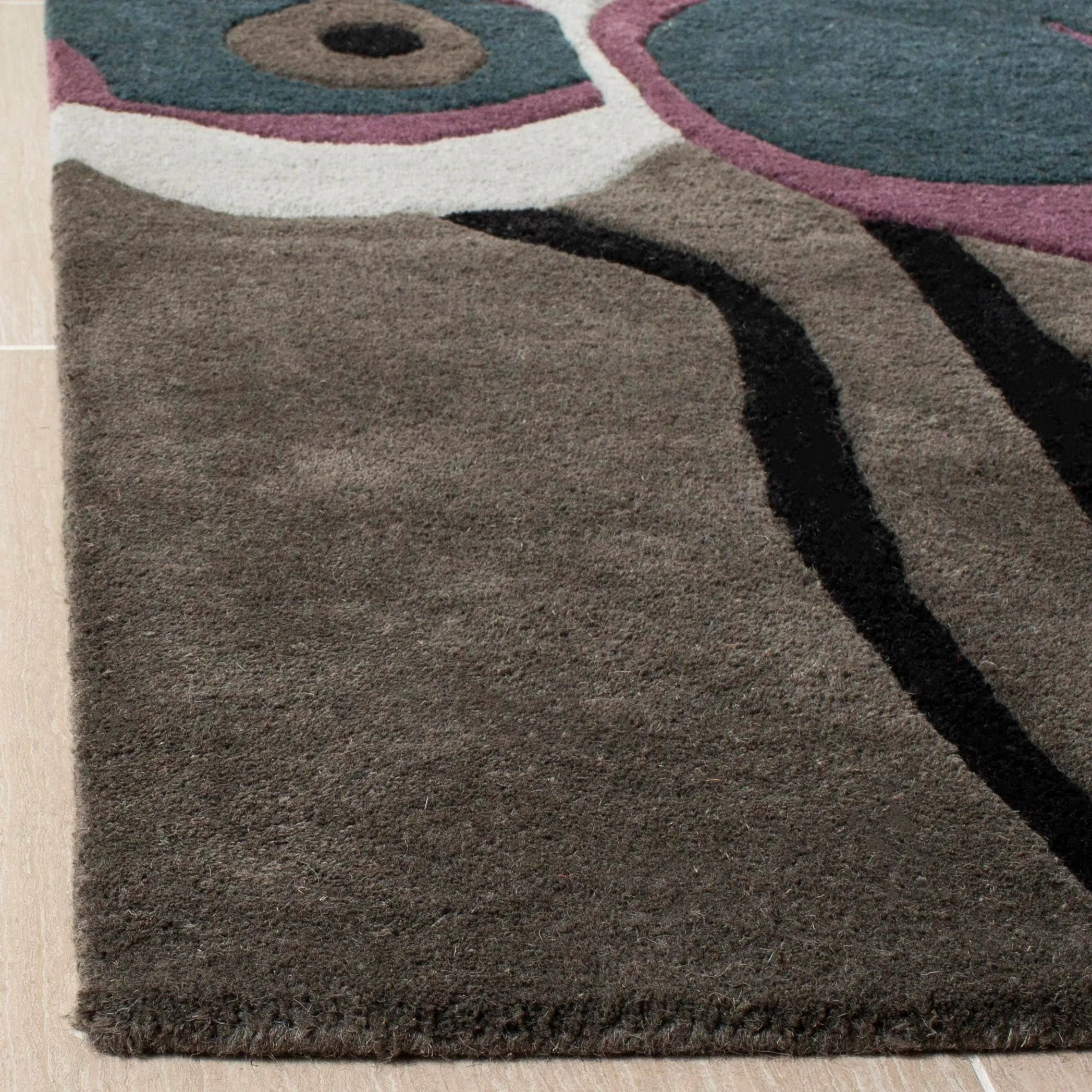 SAFAVIEH Handmade Soho Winter N.Z. Wool Rug