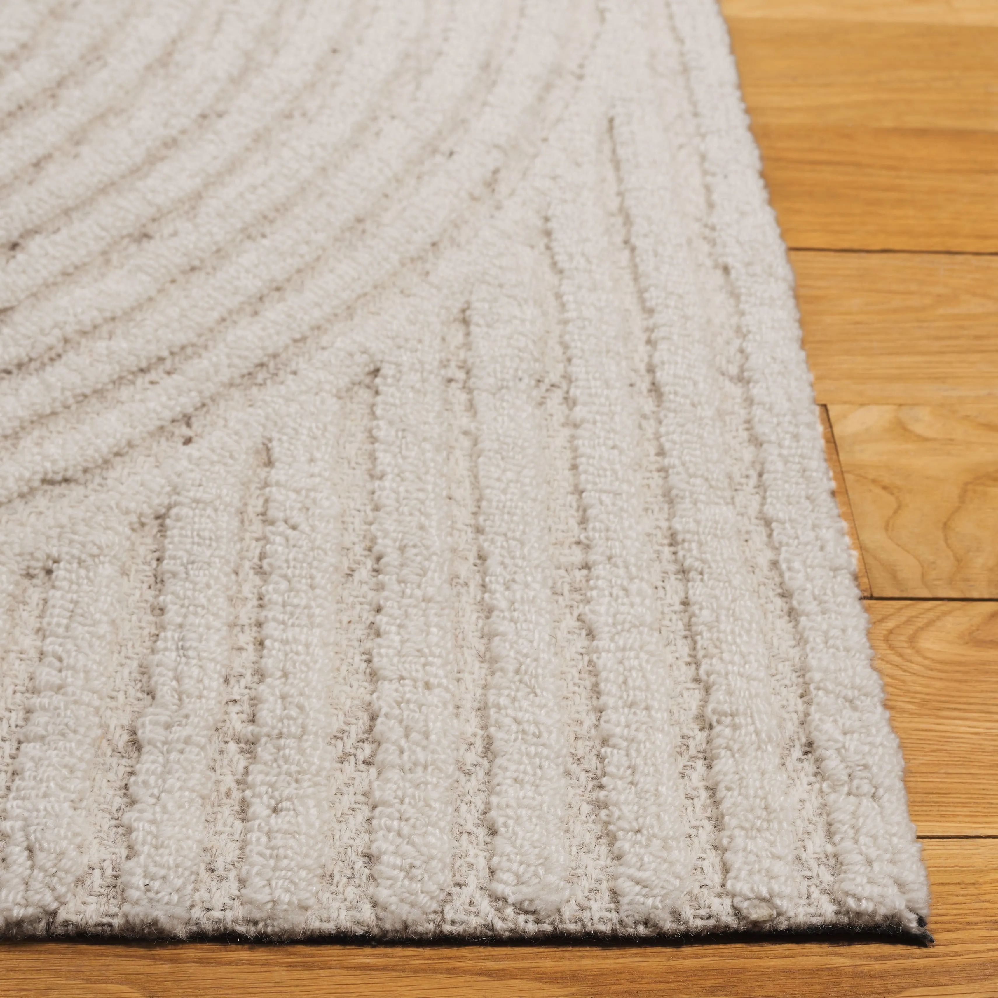 SAFAVIEH Handmade Southampton Asha Abstract Wool Rug