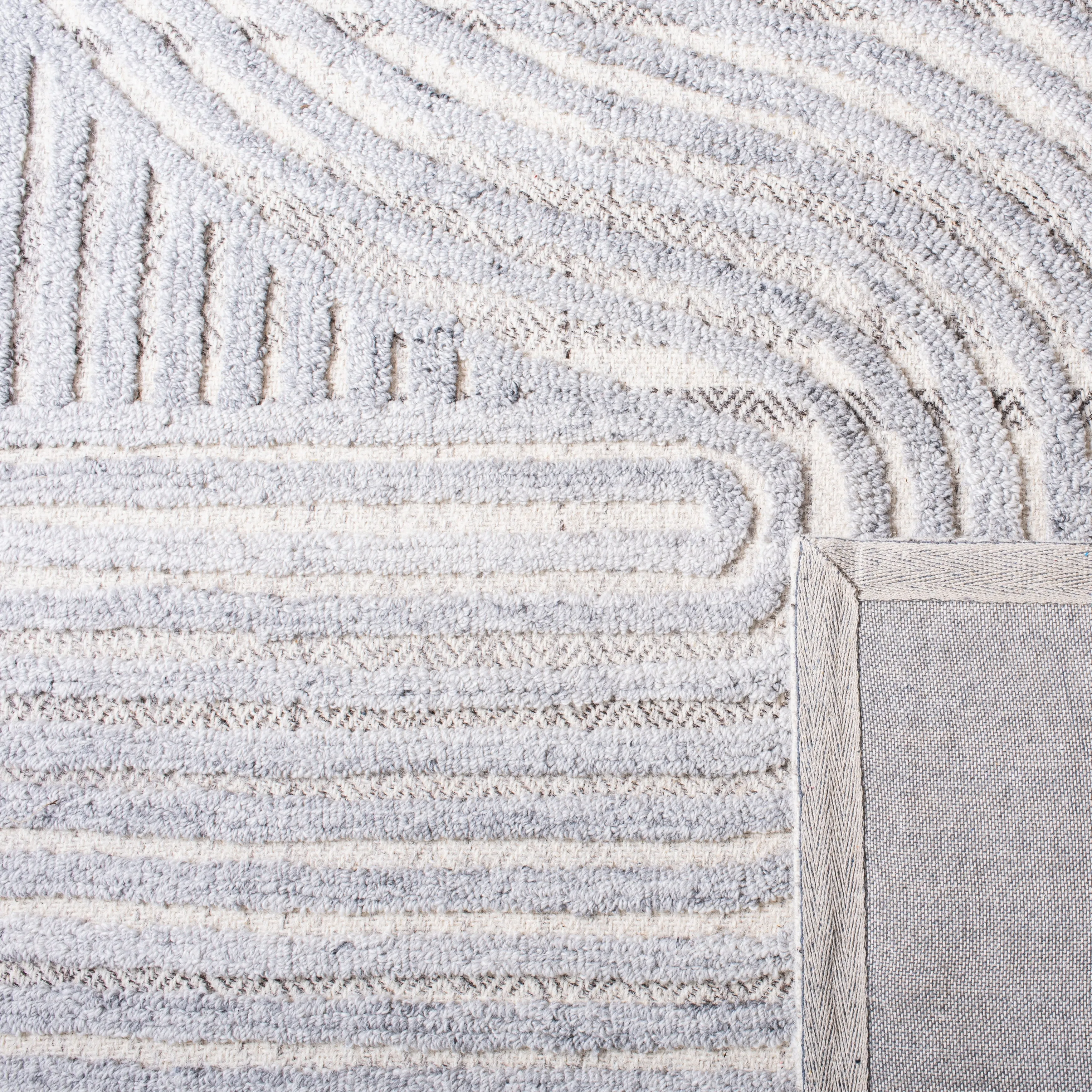 SAFAVIEH Handmade Southampton Asha Abstract Wool Rug