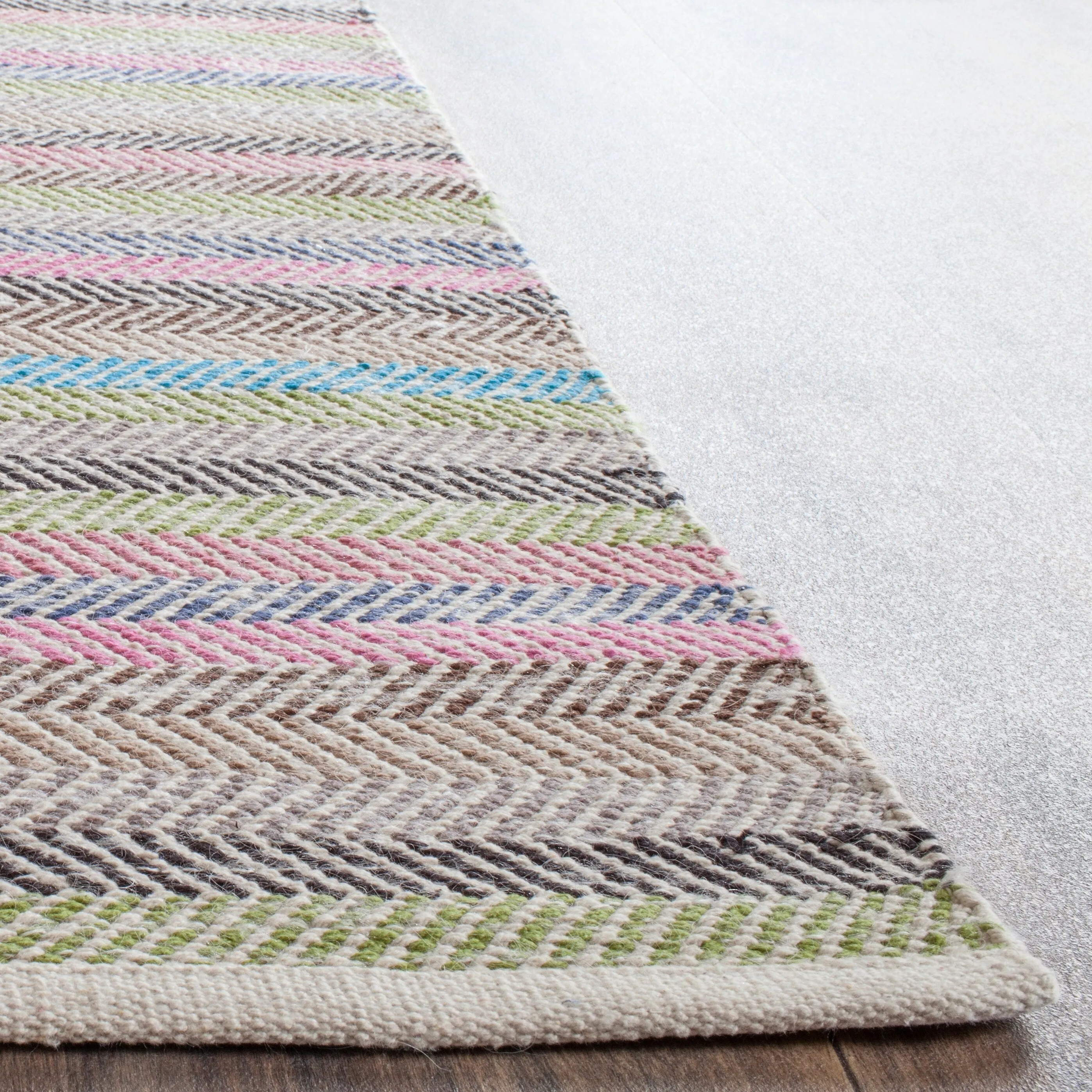 SAFAVIEH Handmade Striped Kilim Jenelle Stripe Wool Rug