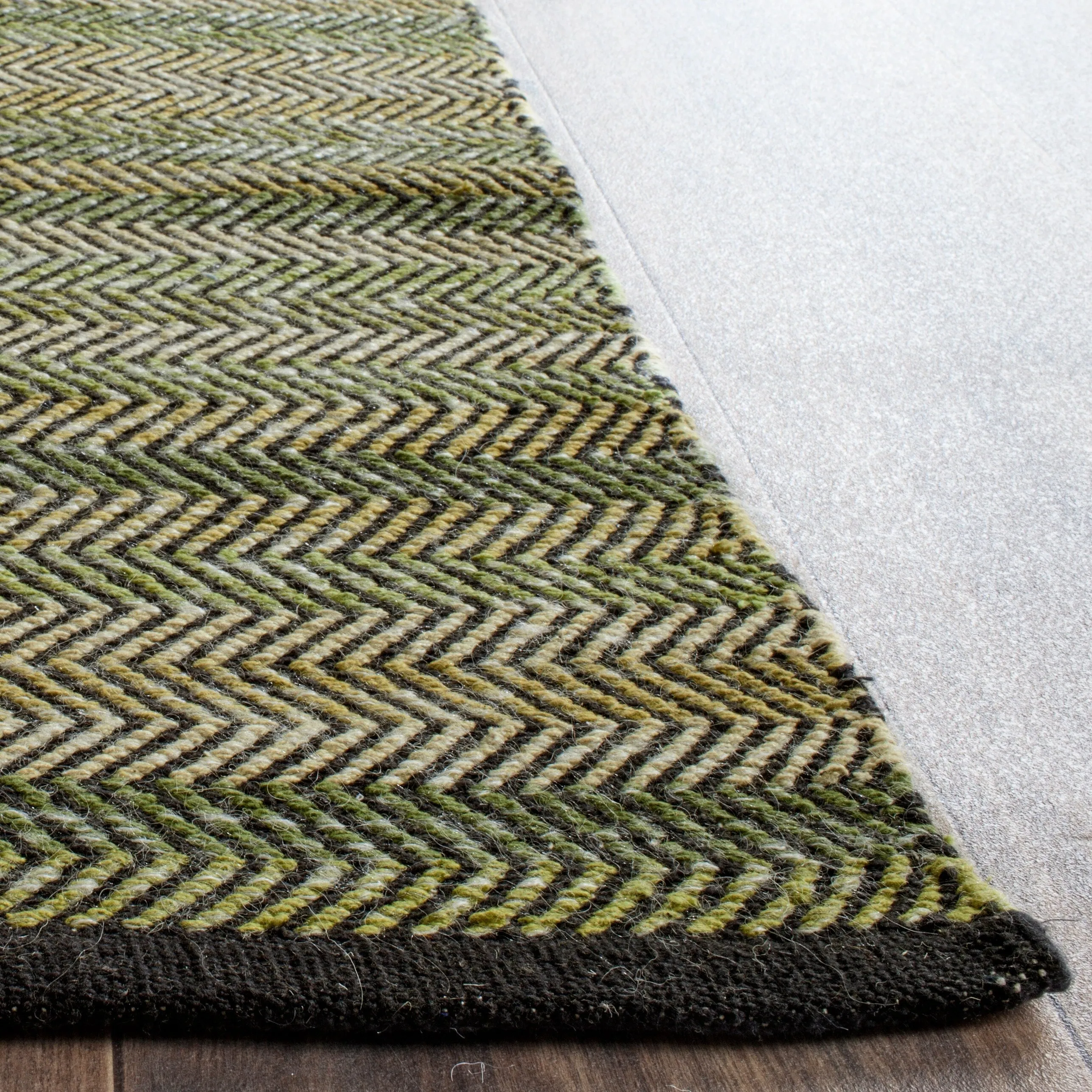 SAFAVIEH Handmade Striped Kilim Jenelle Stripe Wool Rug