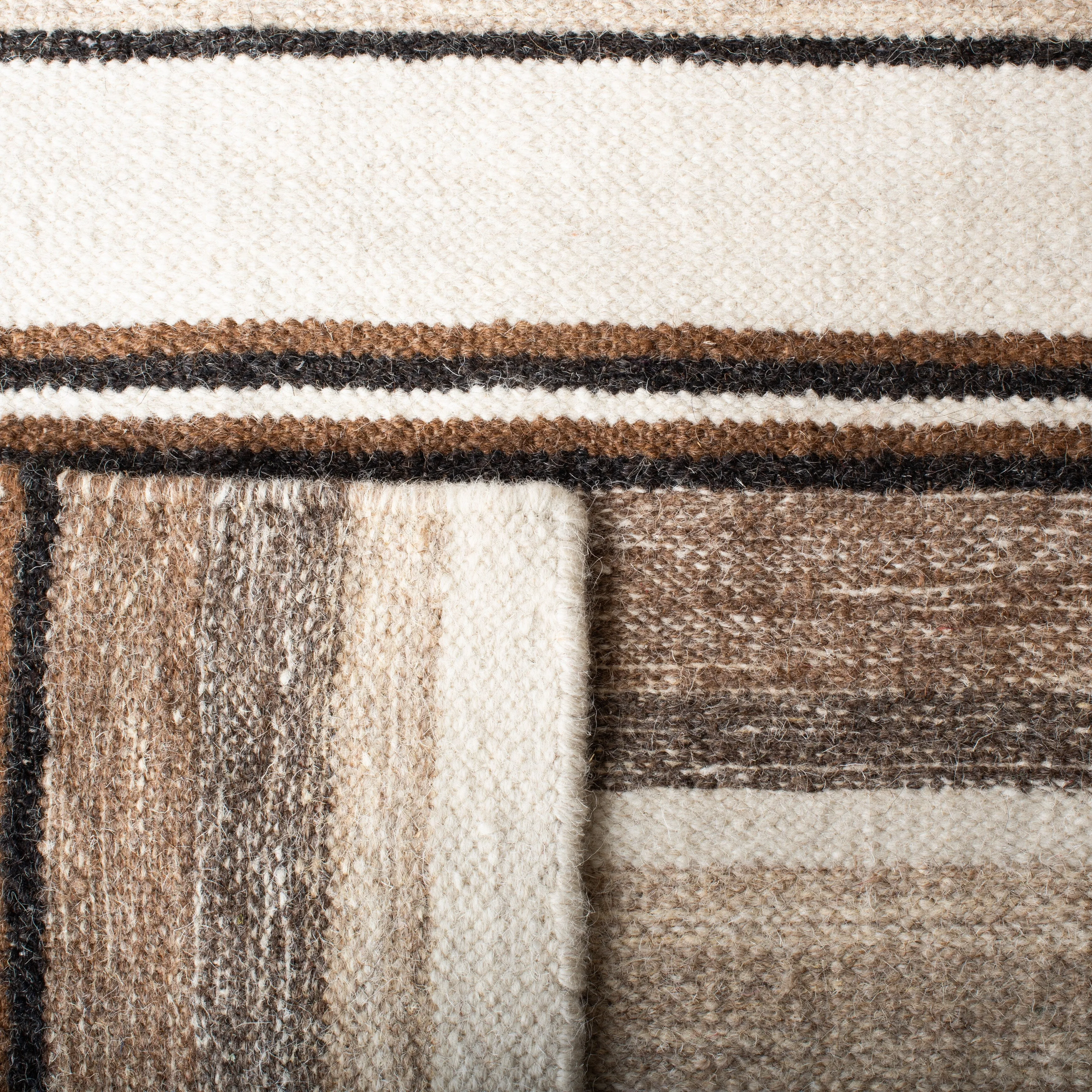 SAFAVIEH Handmade Striped Kilim Torrie Casual Wool Rug