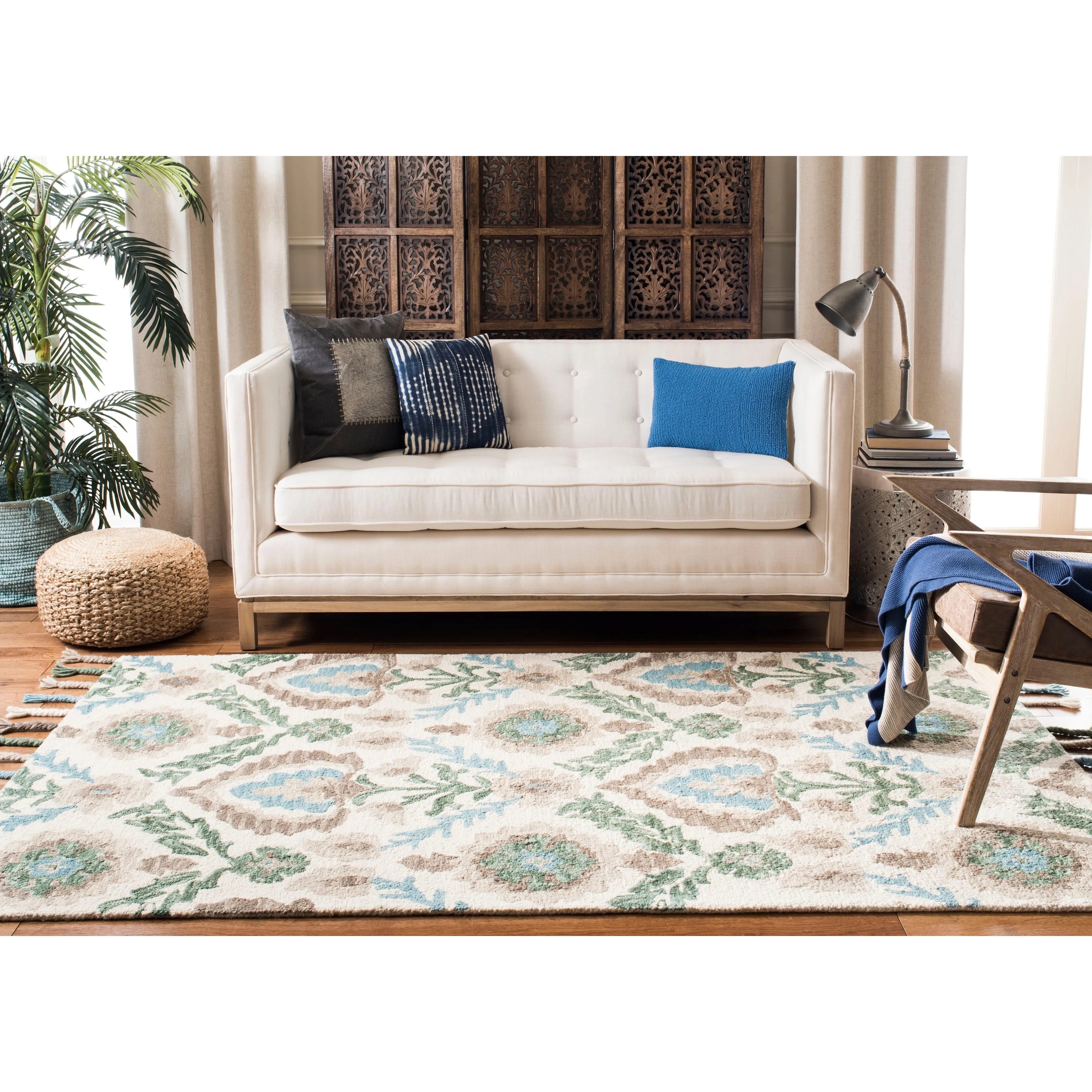 SAFAVIEH Handmade Suzani Buse Boho Tribal Wool Rug