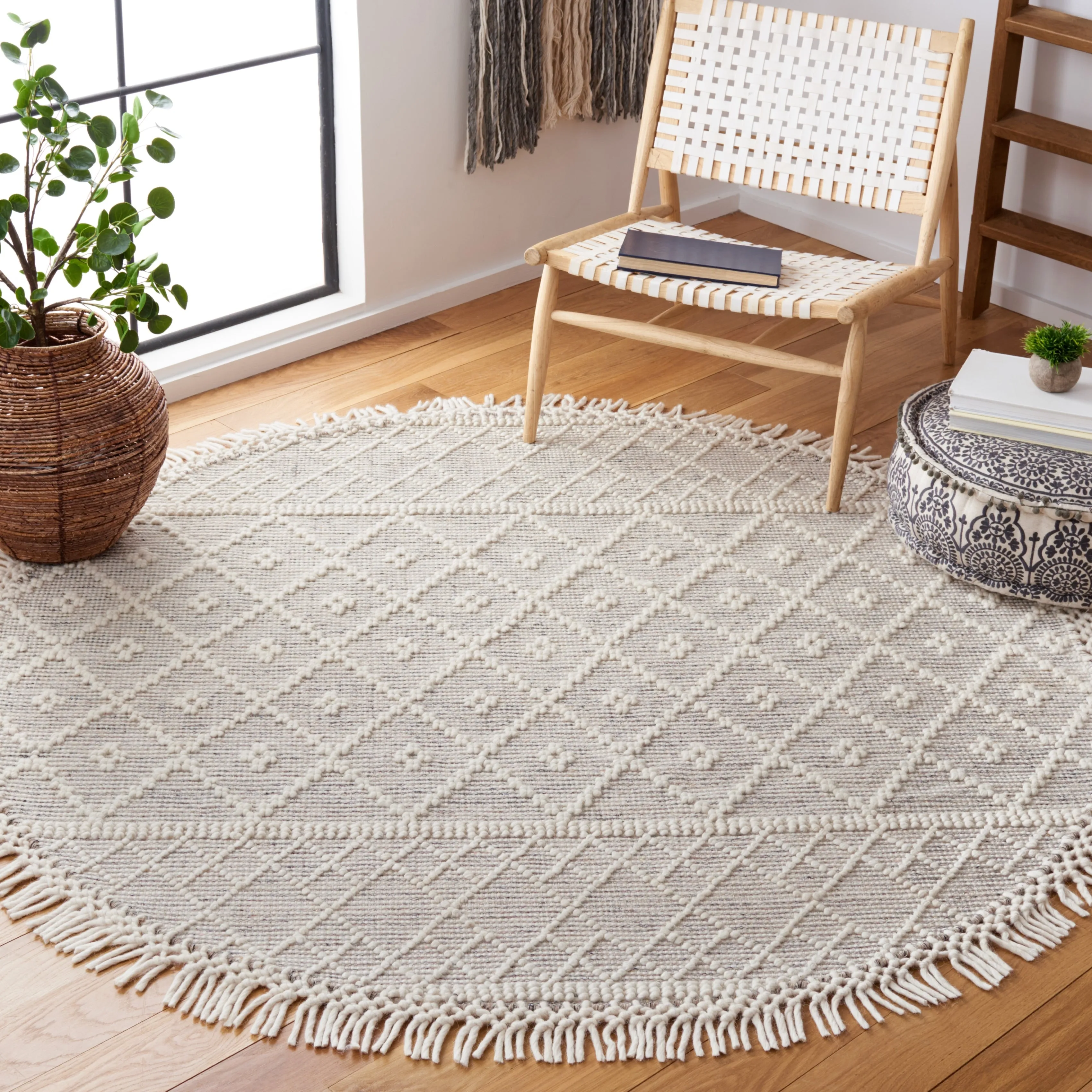 SAFAVIEH Handmade Vermont Gillian Boho Wool Fringe Rug