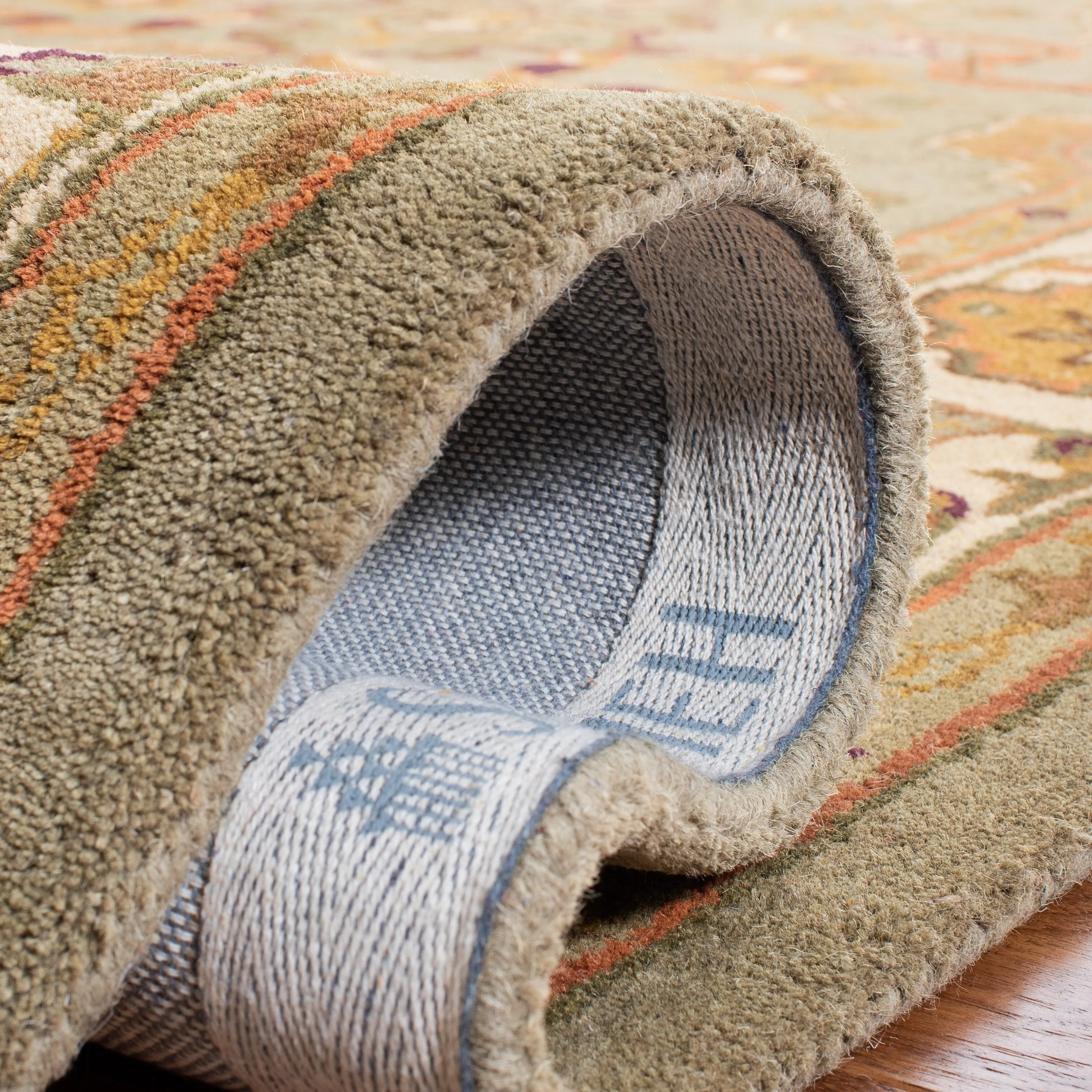 SAFAVIEH Heritage Handmade Dawna Traditional Oriental Wool Area Rug