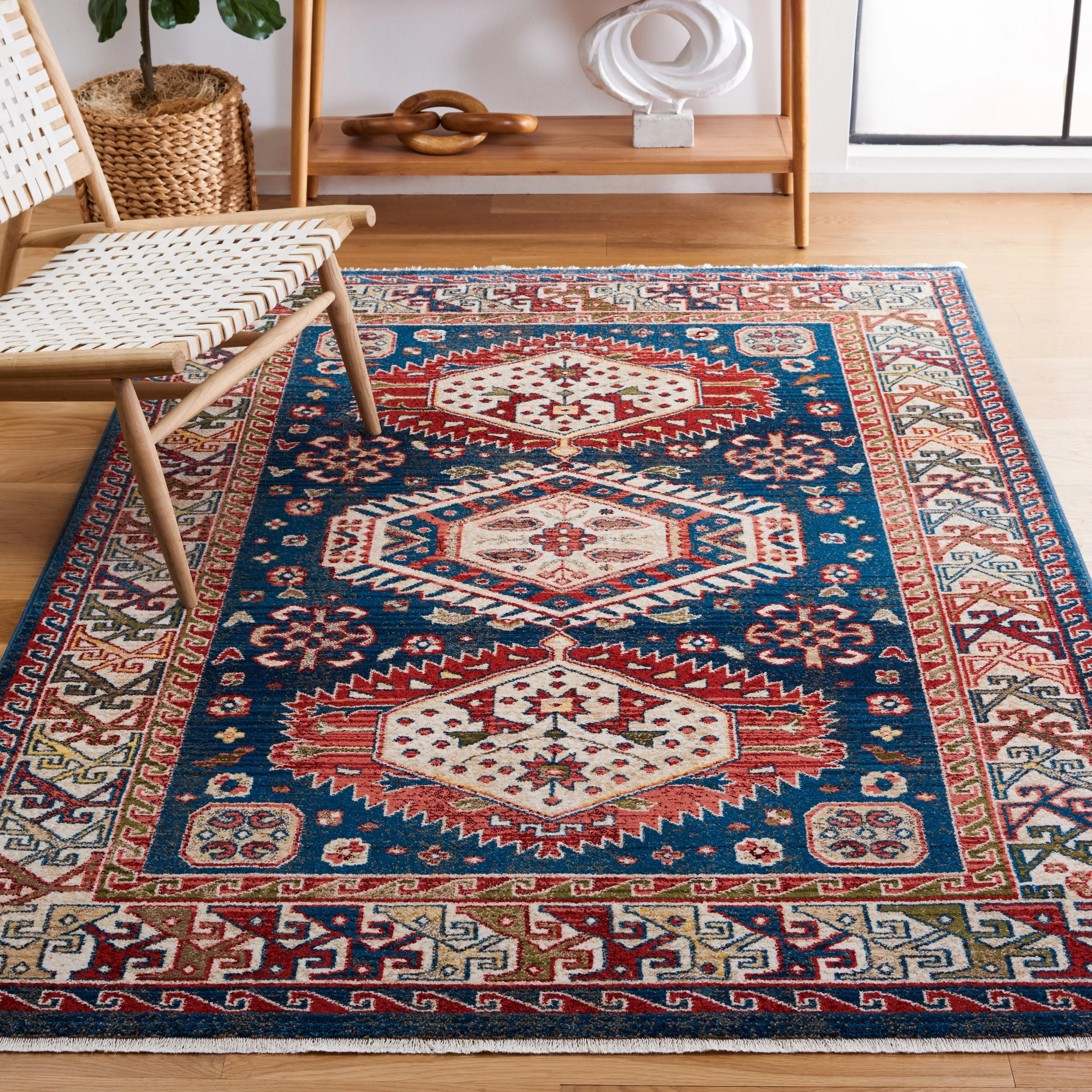 SAFAVIEH Kashan Deirdre Traditional Oriental Rug