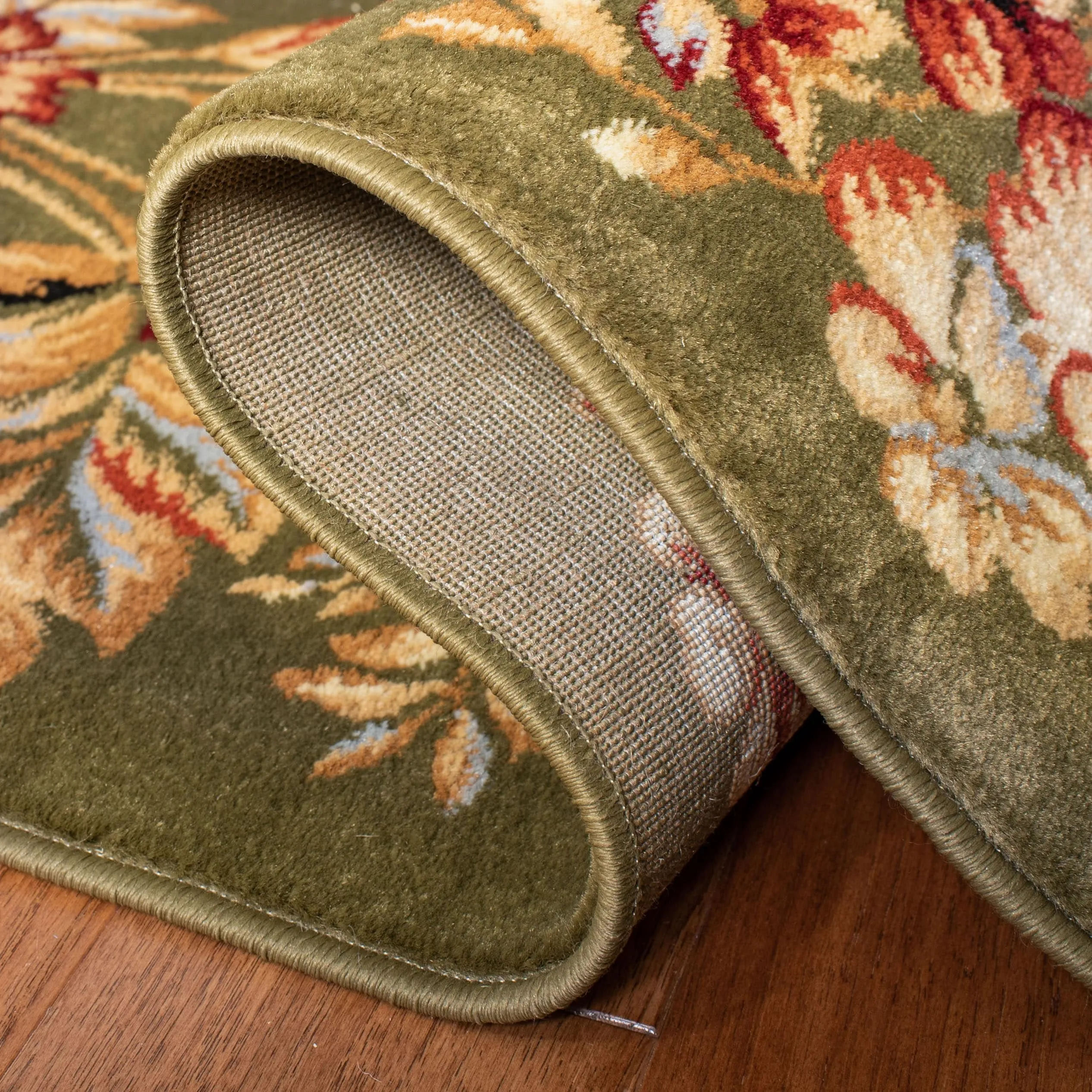 SAFAVIEH Lyndhurst Claudette Traditional Oriental Rug