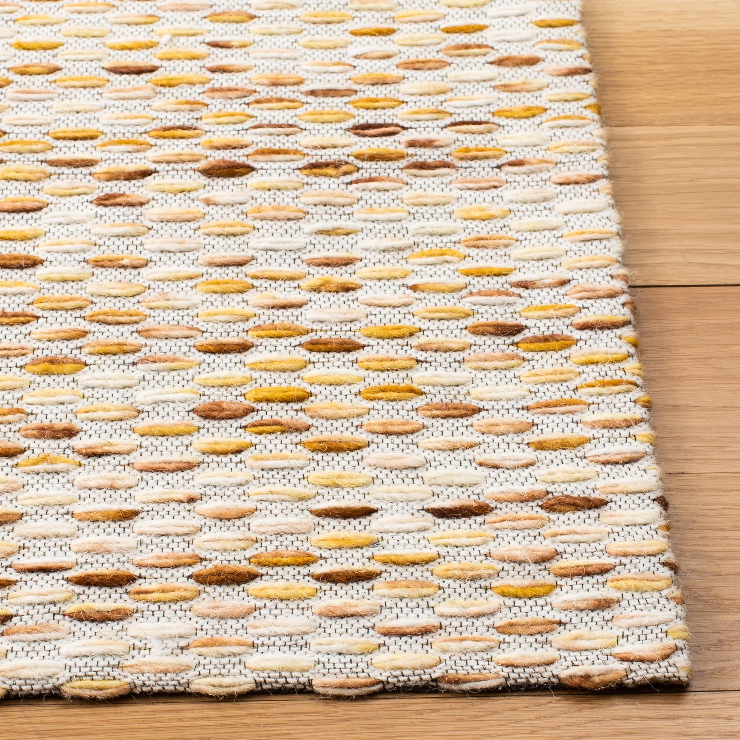 SAFAVIEH Marbella Imcke Wool Rug