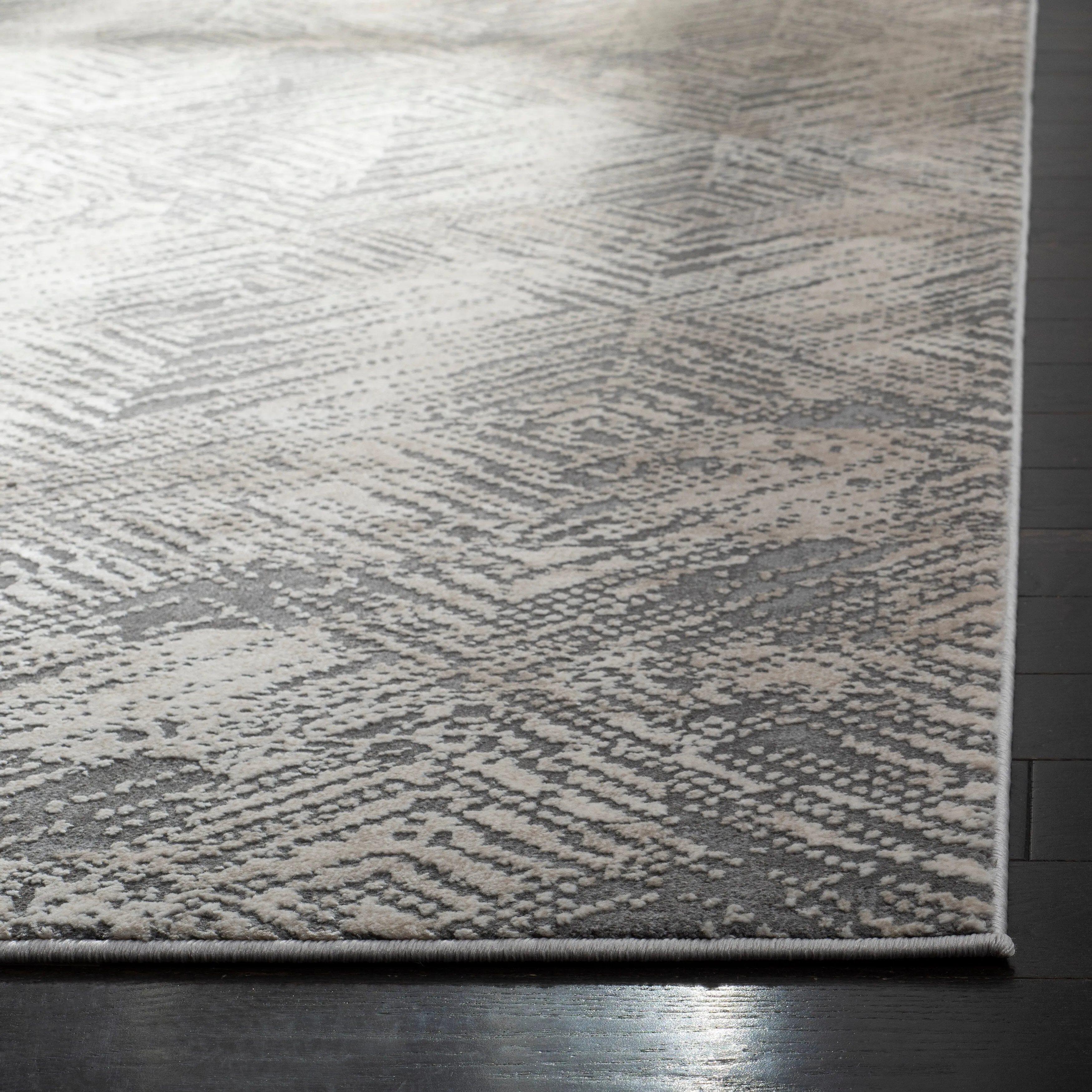 SAFAVIEH Meadow Lavonne Modern Abstract Rug