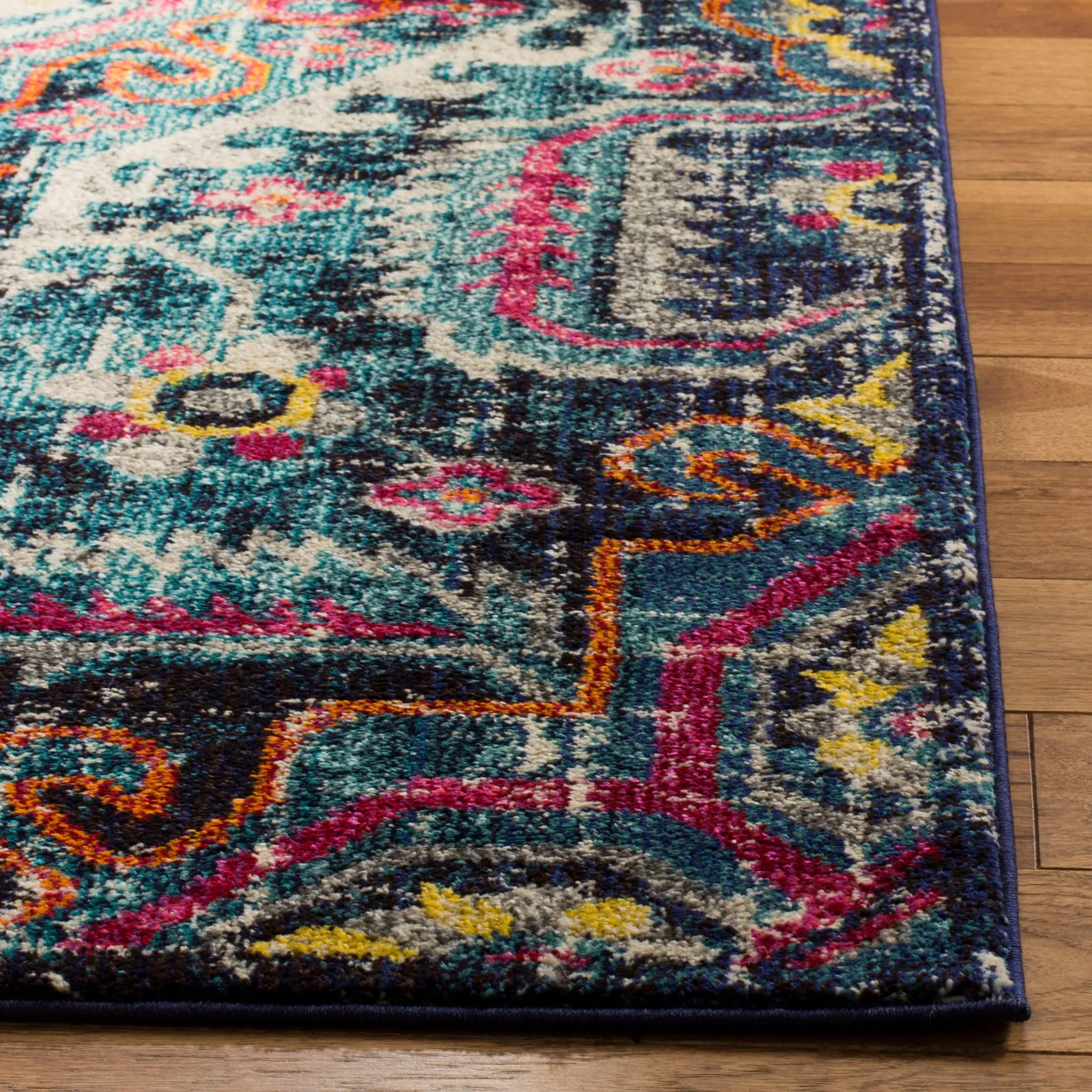 SAFAVIEH. Monaco Wava Boho Rug