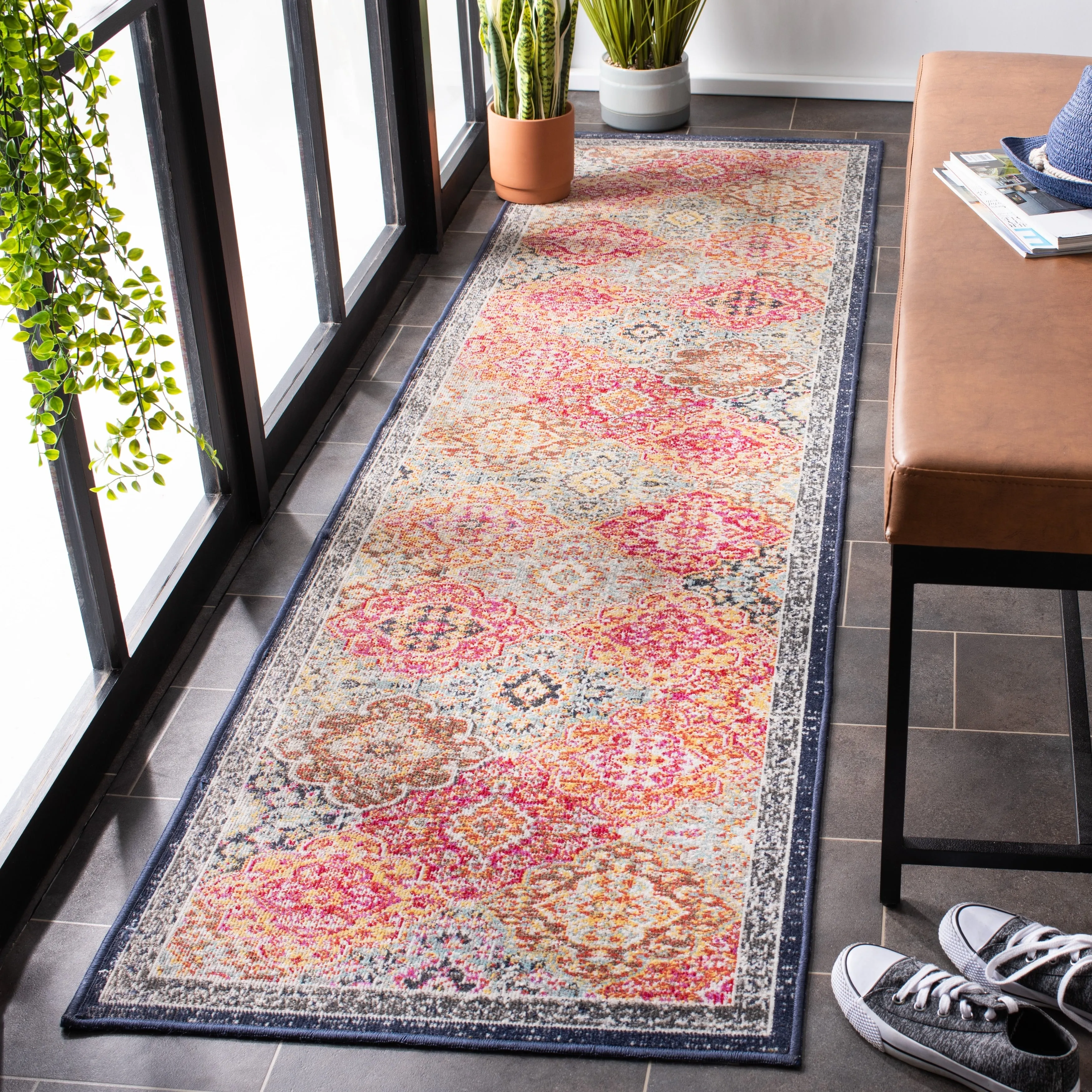 SAFAVIEH Montage Sidonia Indoor/ Outdoor Waterproof Patio Backyard Rug