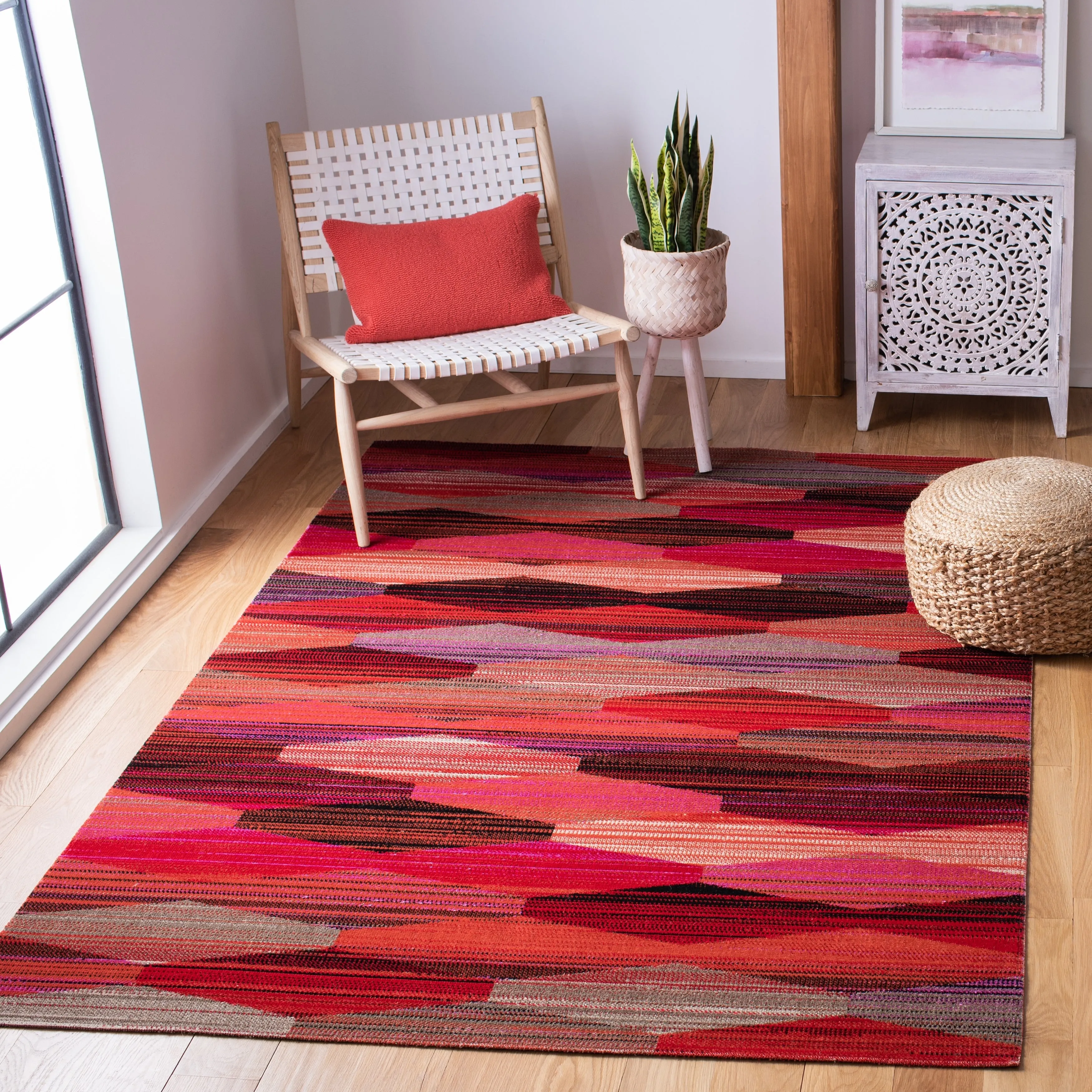 SAFAVIEH Montage Sunija Indoor/ Outdoor Waterproof Patio Backyard Rug