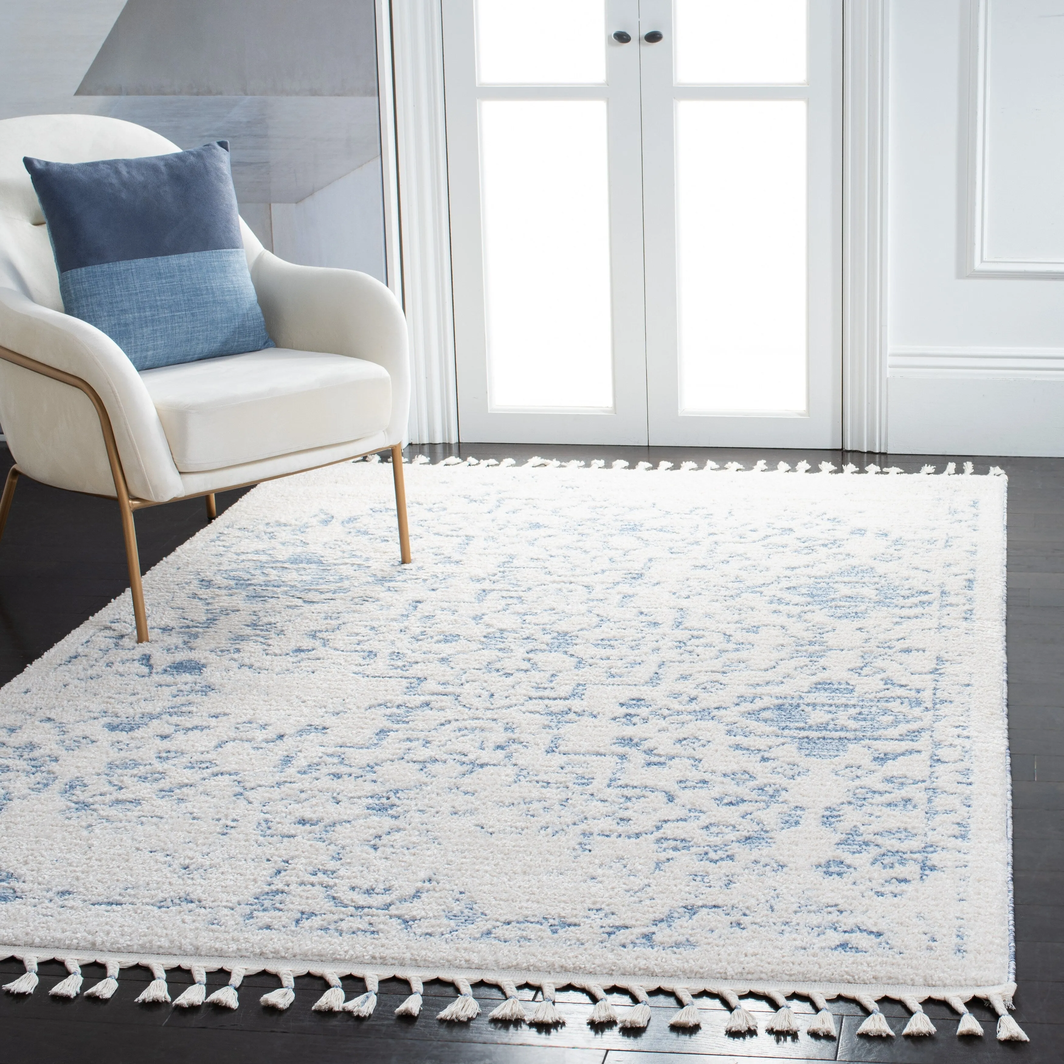 SAFAVIEH Moroccan Tassel Shag Reatha 0.75-inch Thick Rug
