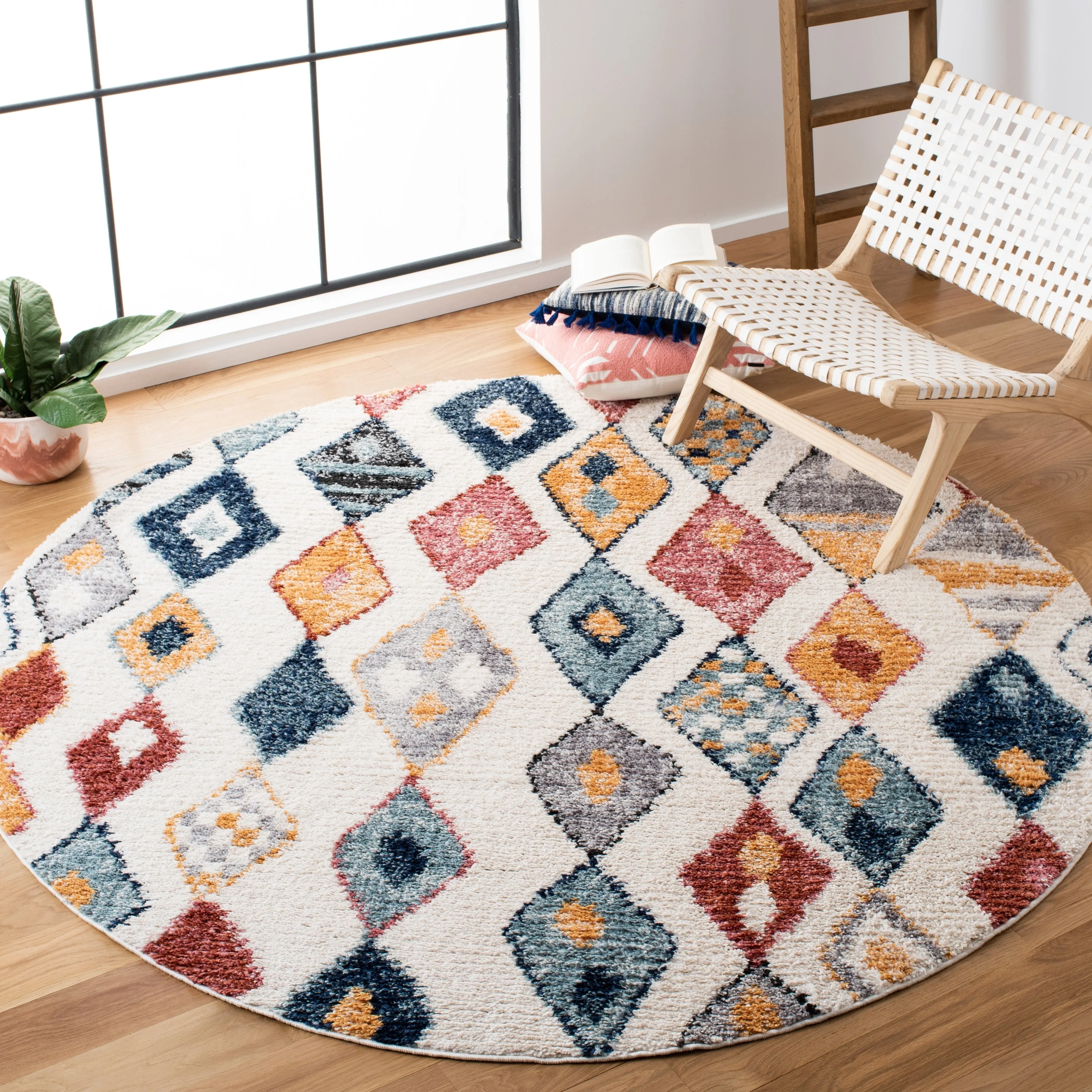 SAFAVIEH Morocco Bohemian & Eclectic Vlasta Tribal Cream/Multi Polyester Rug