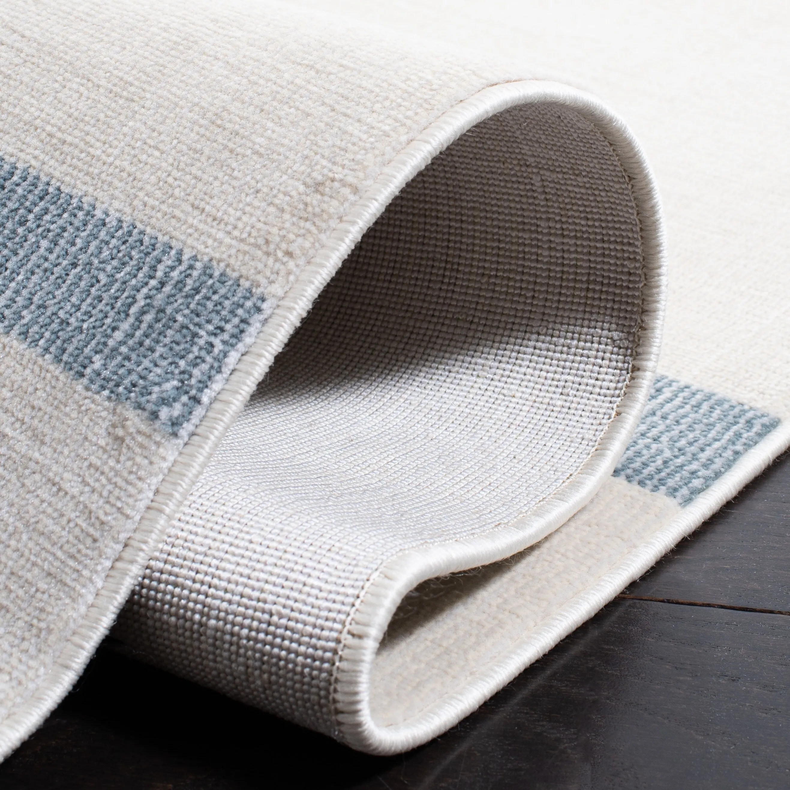 SAFAVIEH Orwell Naoma Mid-Century Modern Rug