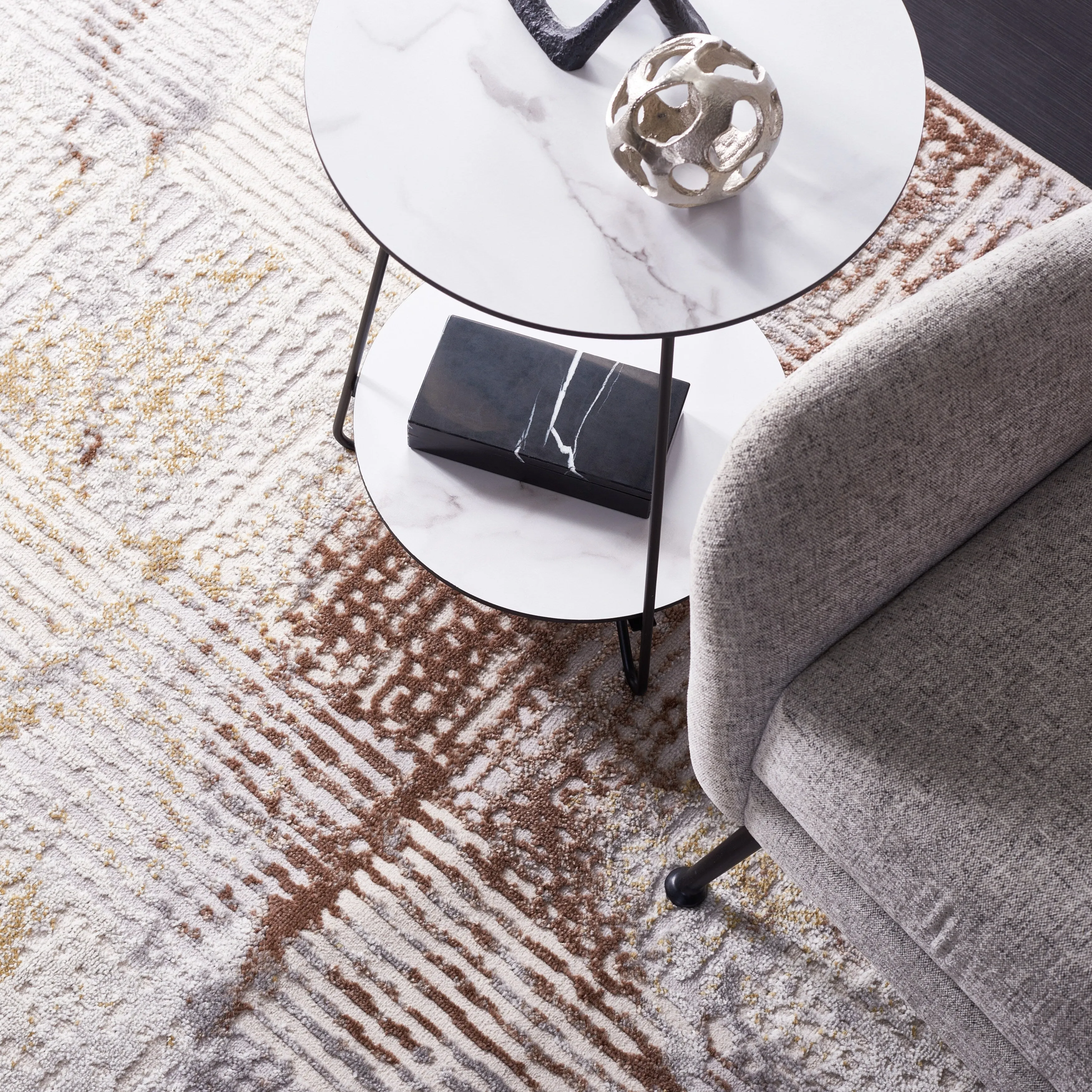 SAFAVIEH Palma Caro Modern Abstract Rug