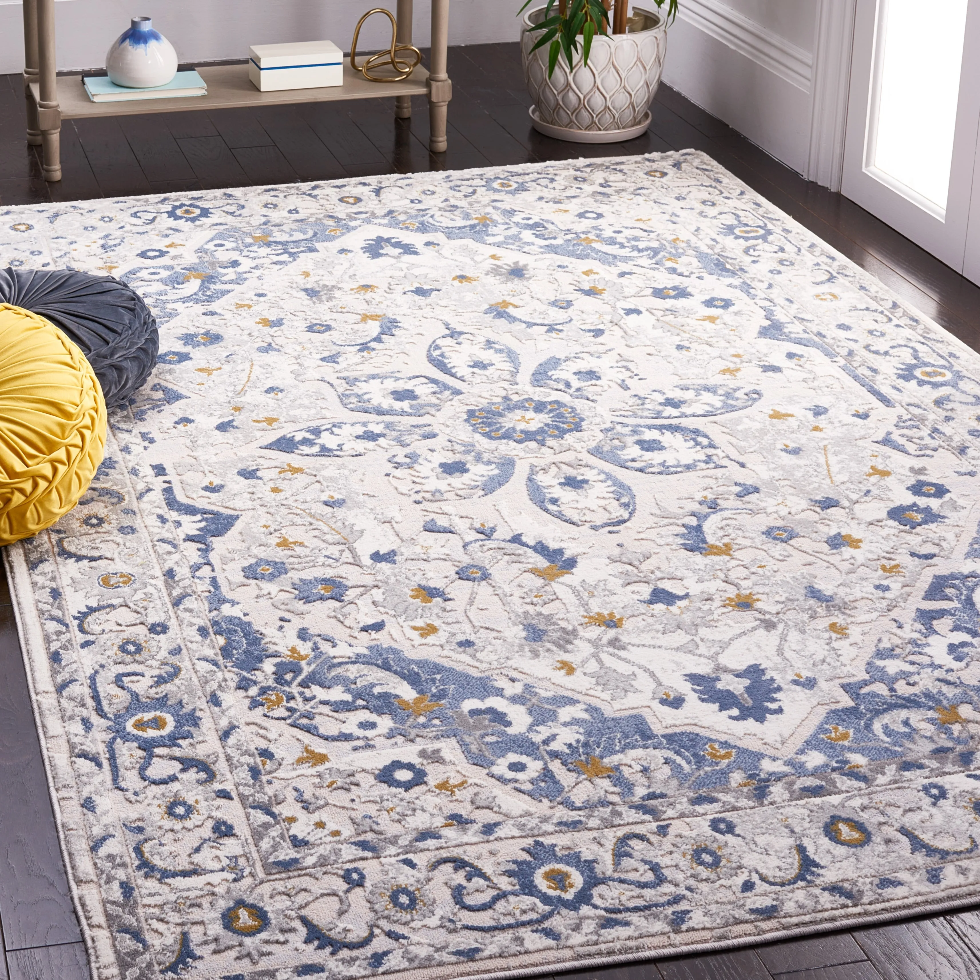 SAFAVIEH Palma Lockie Floral Oriental Rug