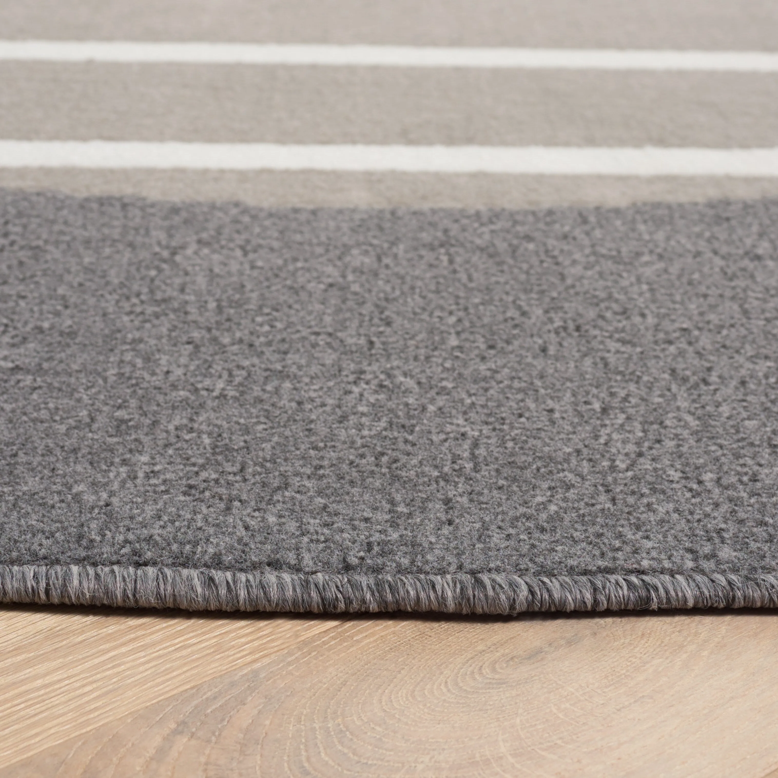 SAFAVIEH Pyramid Zilpah Casual Rug