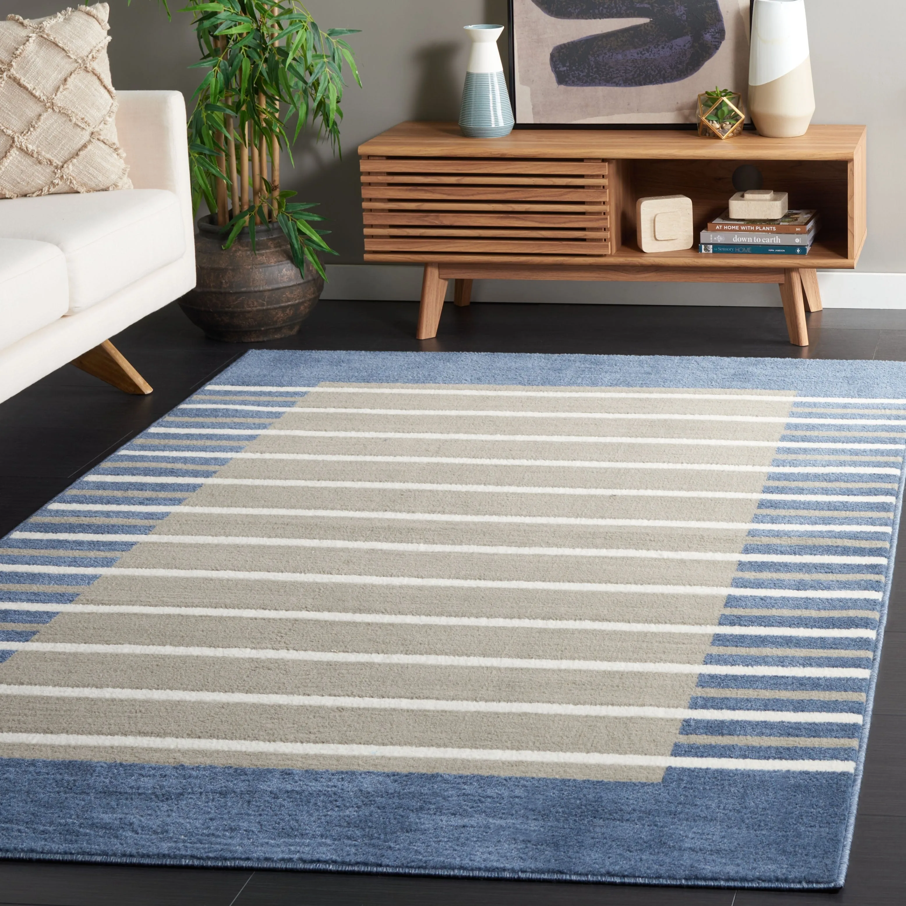 SAFAVIEH Pyramid Zilpah Casual Rug