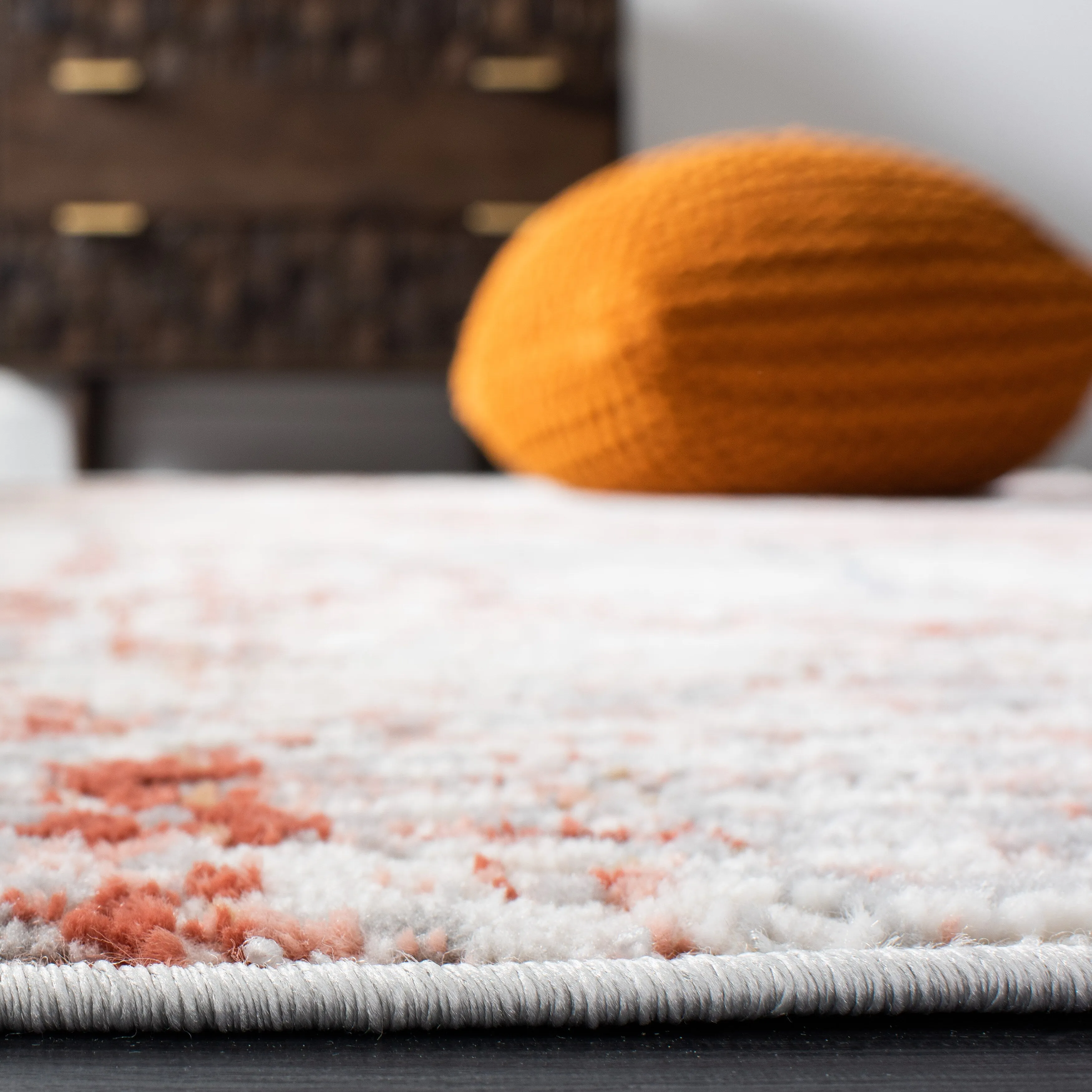 SAFAVIEH Shivan Sine Modern Abstract Rug