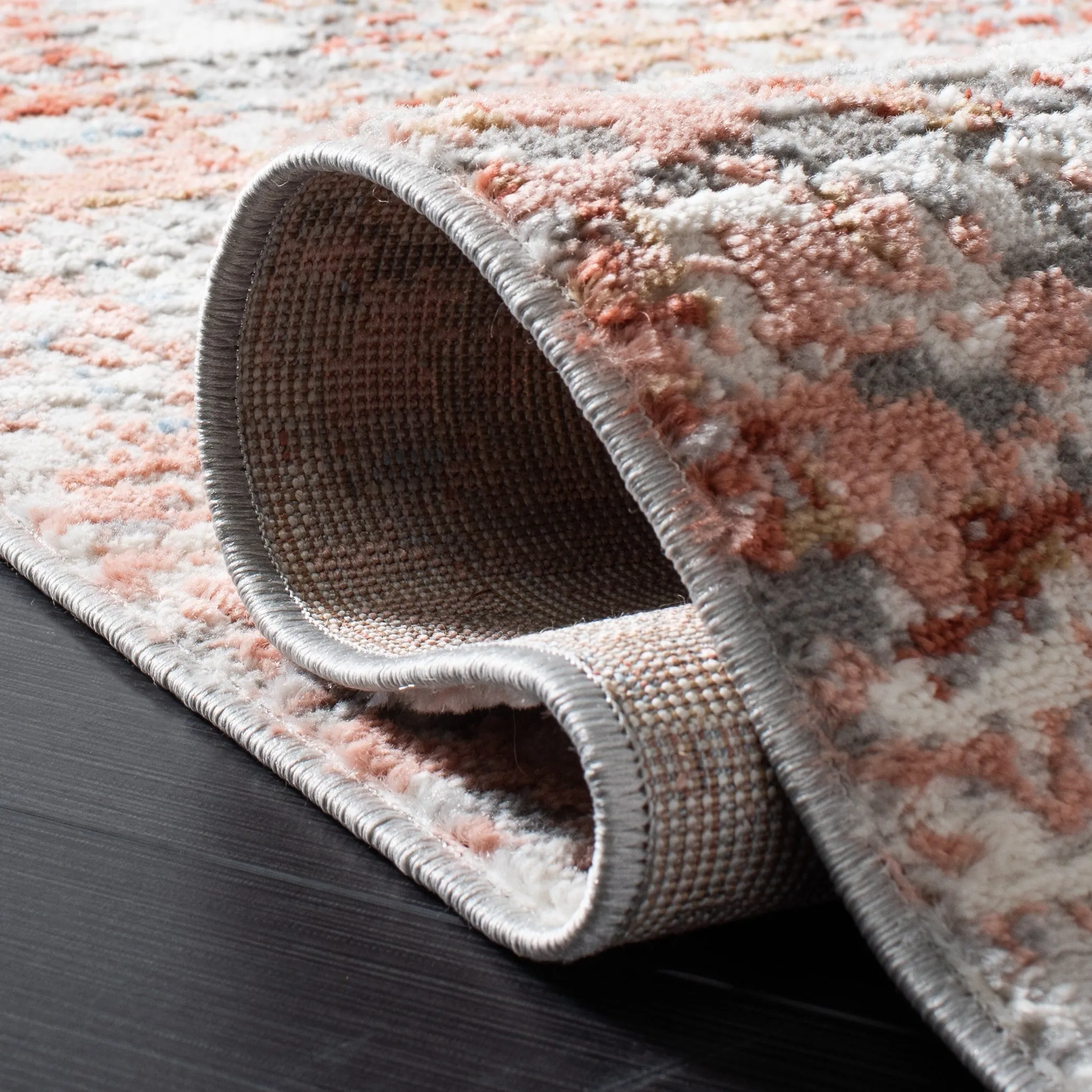 SAFAVIEH Shivan Sine Modern Abstract Rug