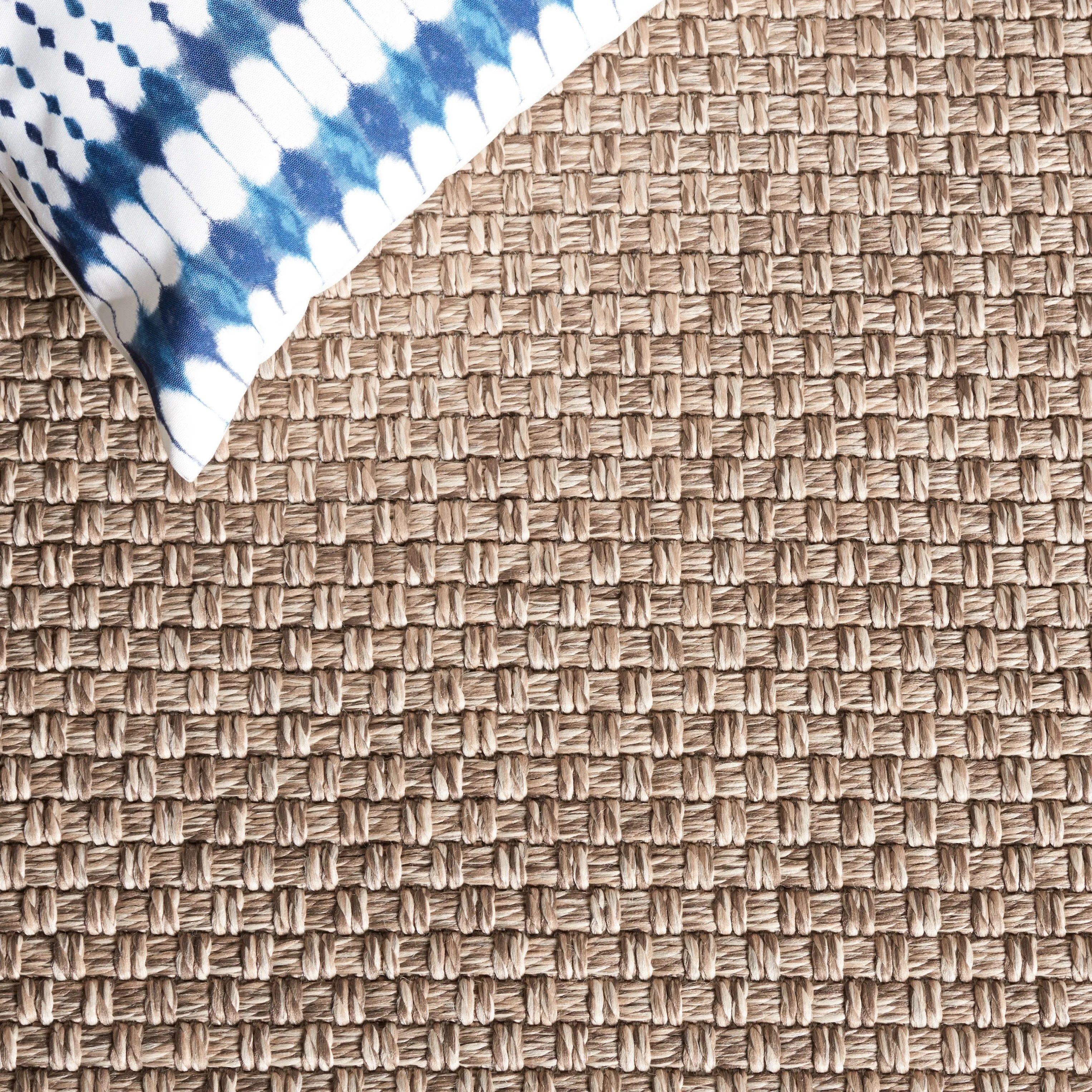 SAFAVIEH Sisal All-Weather Zhanat Transitional Indoor/Outdoor Rug