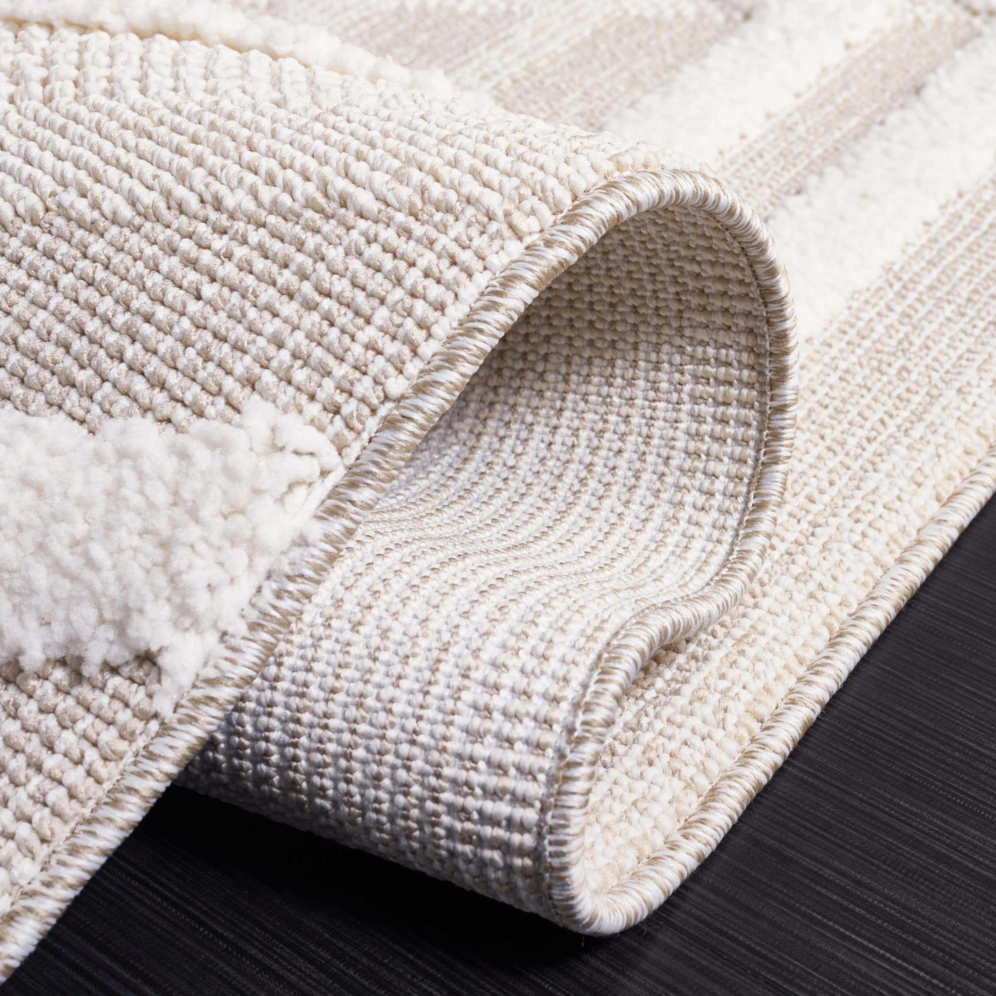 SAFAVIEH Trends Delilah Mid-Century Modern Rug