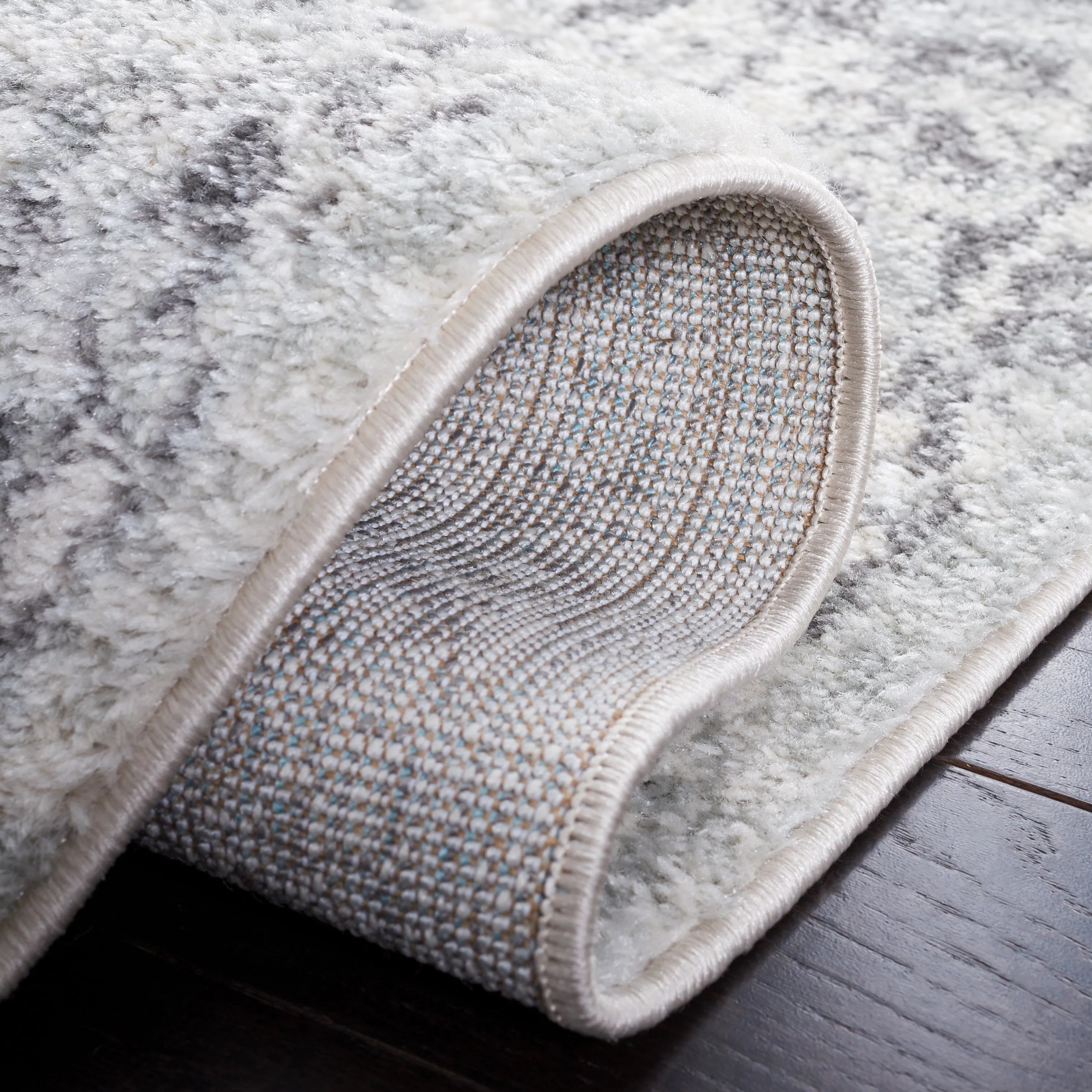 SAFAVIEH Tulum Atje Oriental Rug
