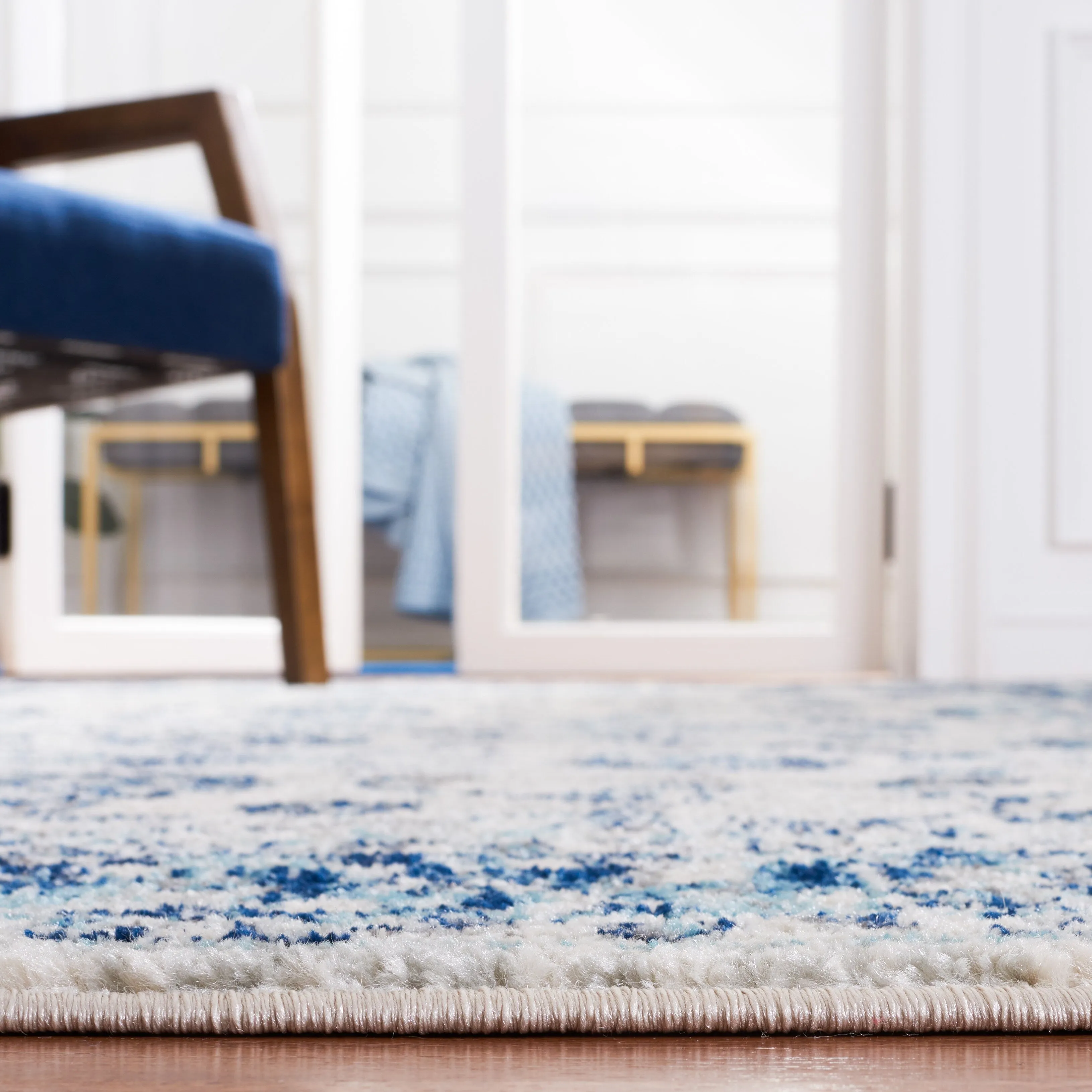 SAFAVIEH Tulum Atje Oriental Rug