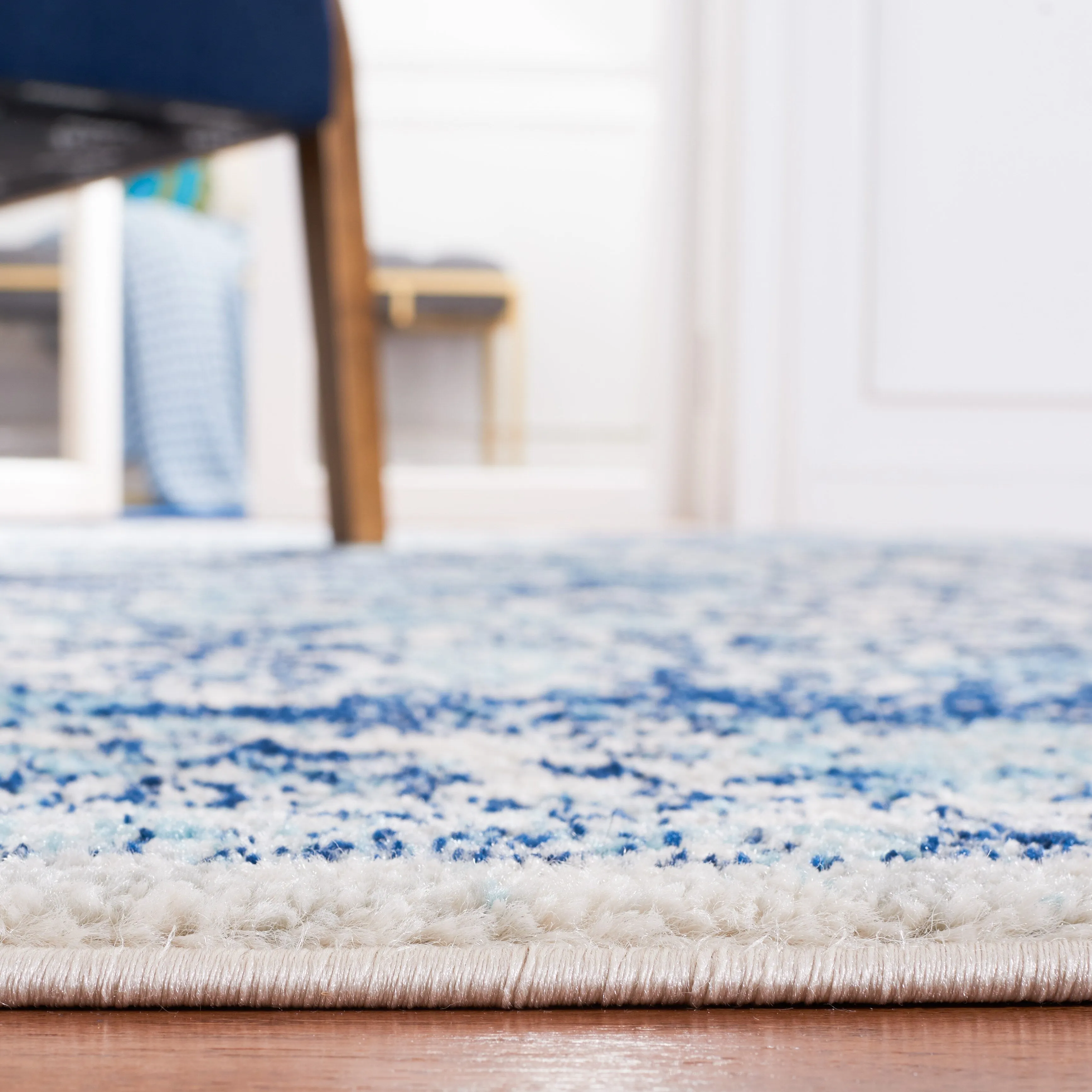 SAFAVIEH Tulum Hatsumi Bohemian & Eclectic Rug